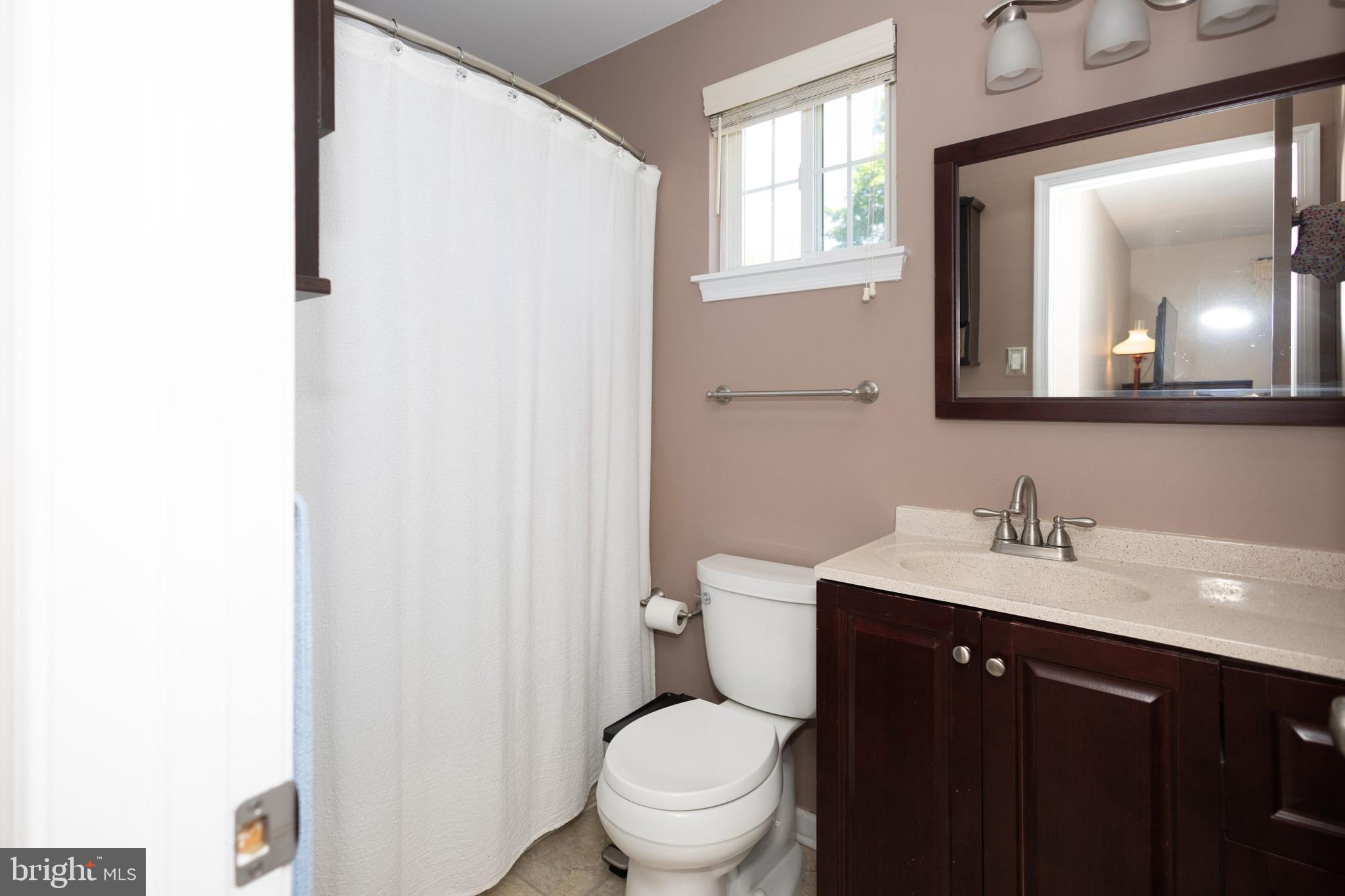 COUNTRY GREENE - Residential