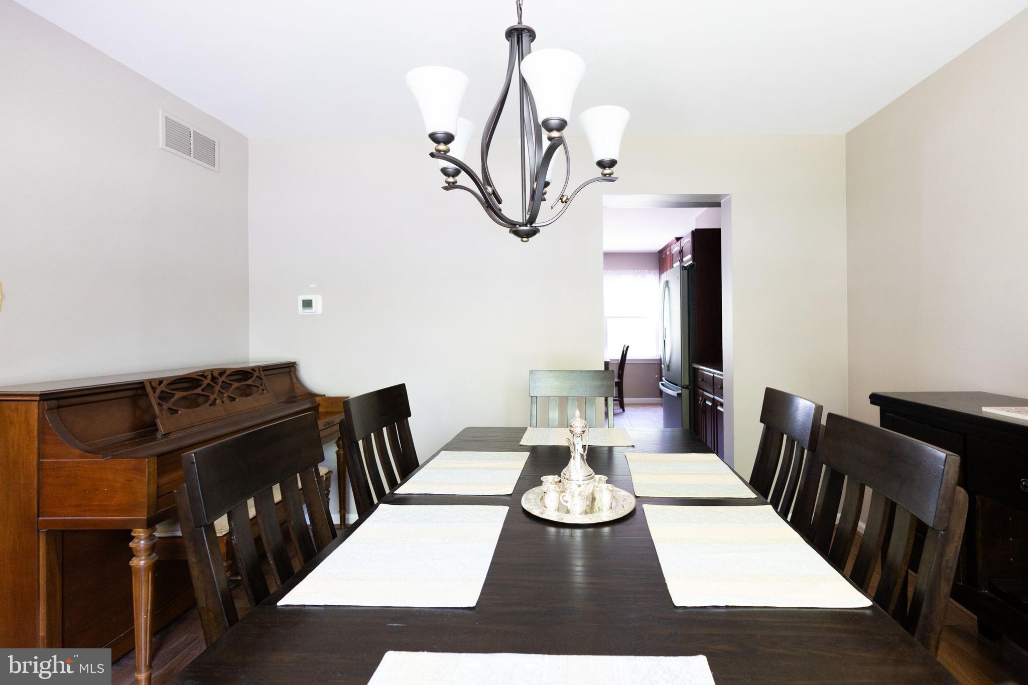 COUNTRY GREENE - Residential