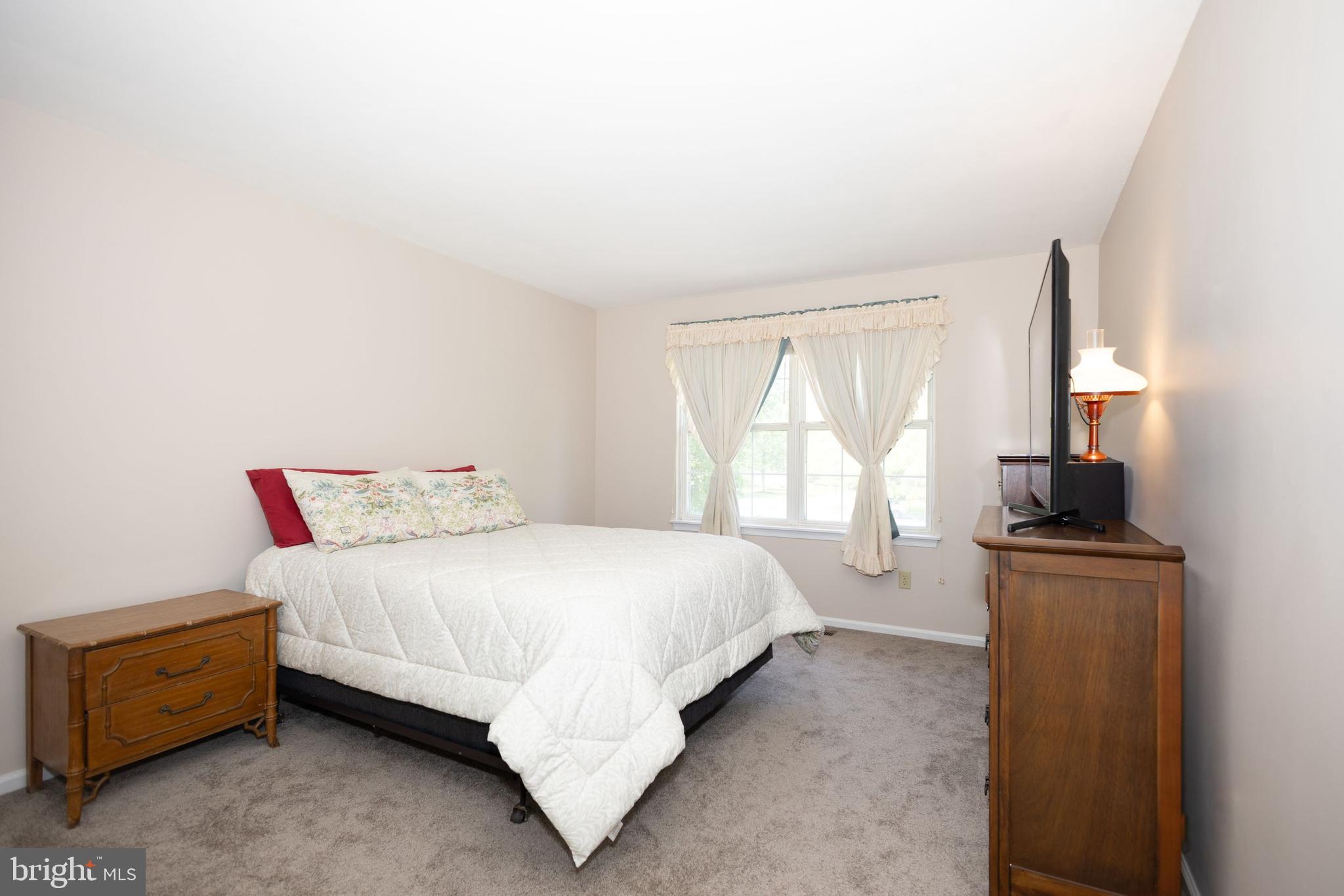 COUNTRY GREENE - Residential