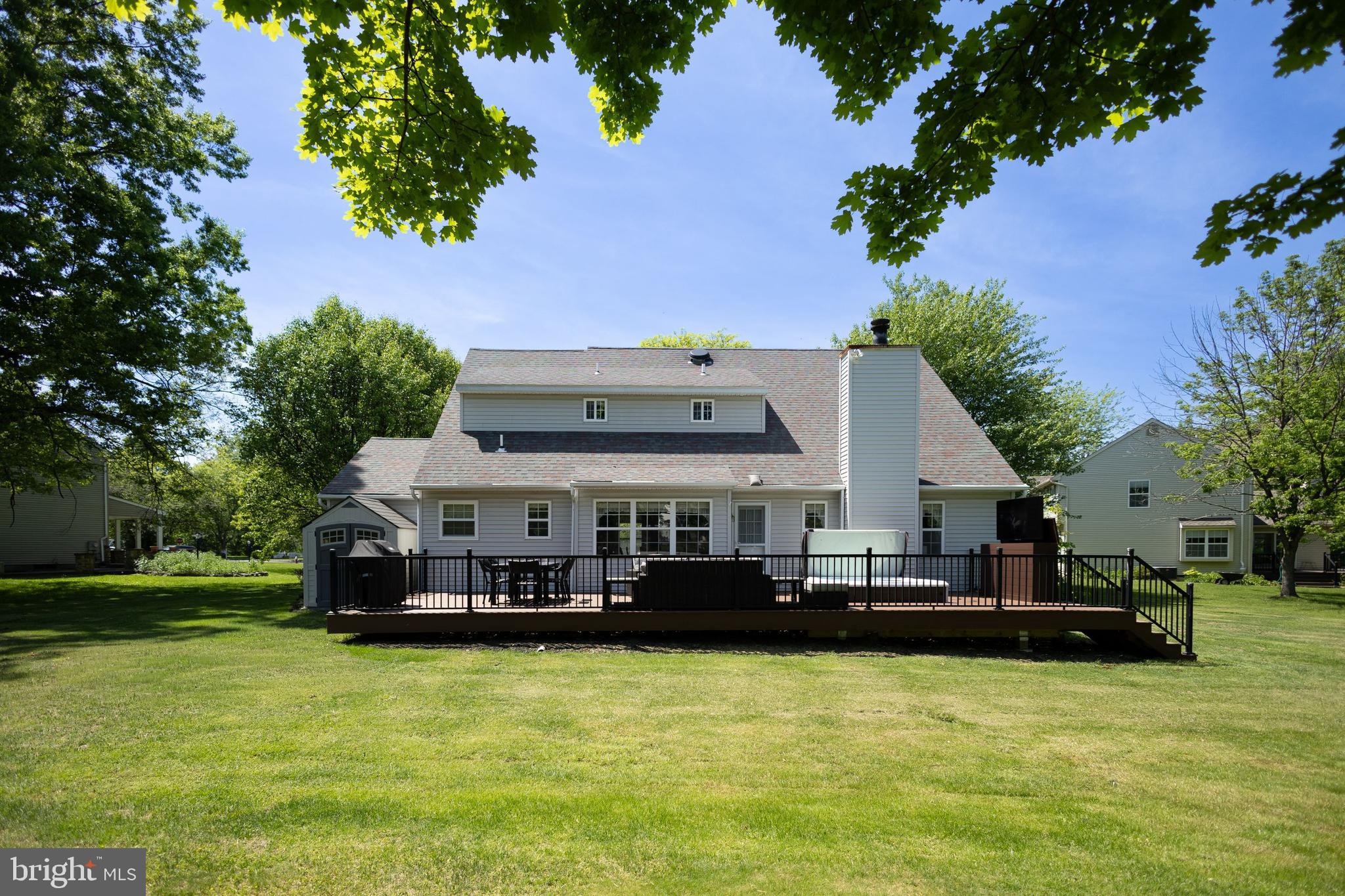 COUNTRY GREENE - Residential