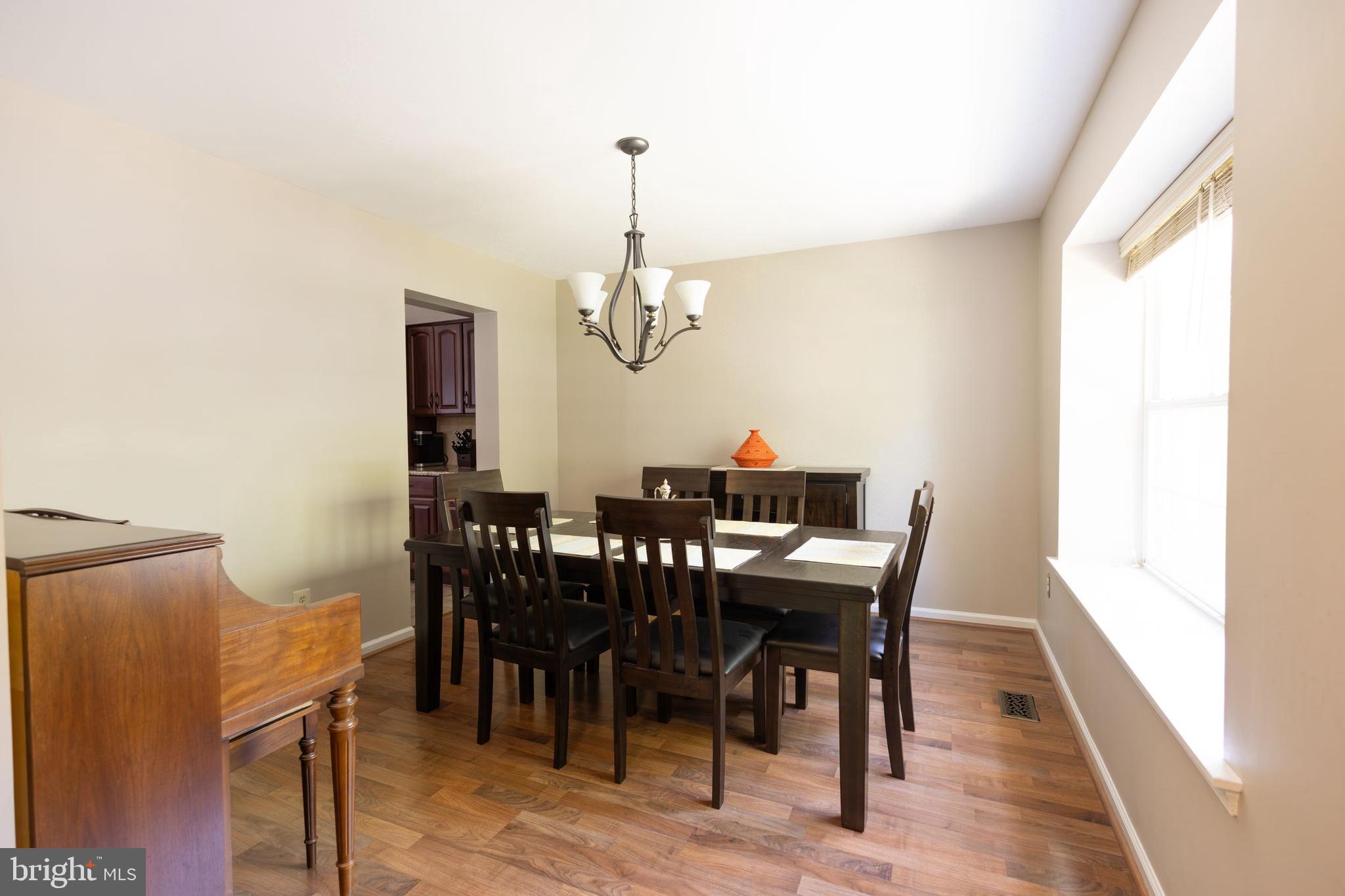 COUNTRY GREENE - Residential