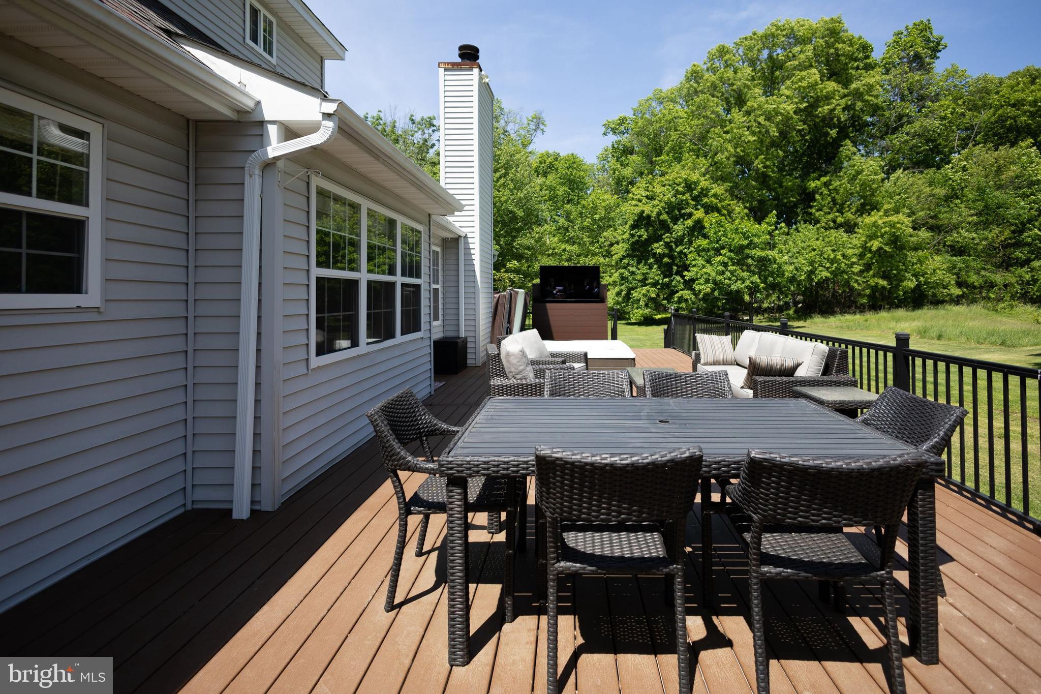 COUNTRY GREENE - Residential