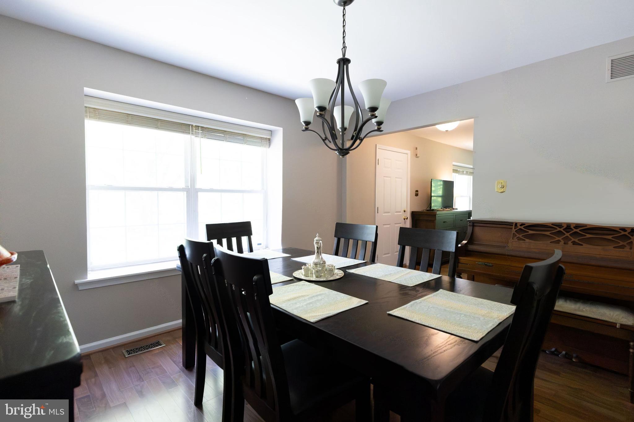COUNTRY GREENE - Residential