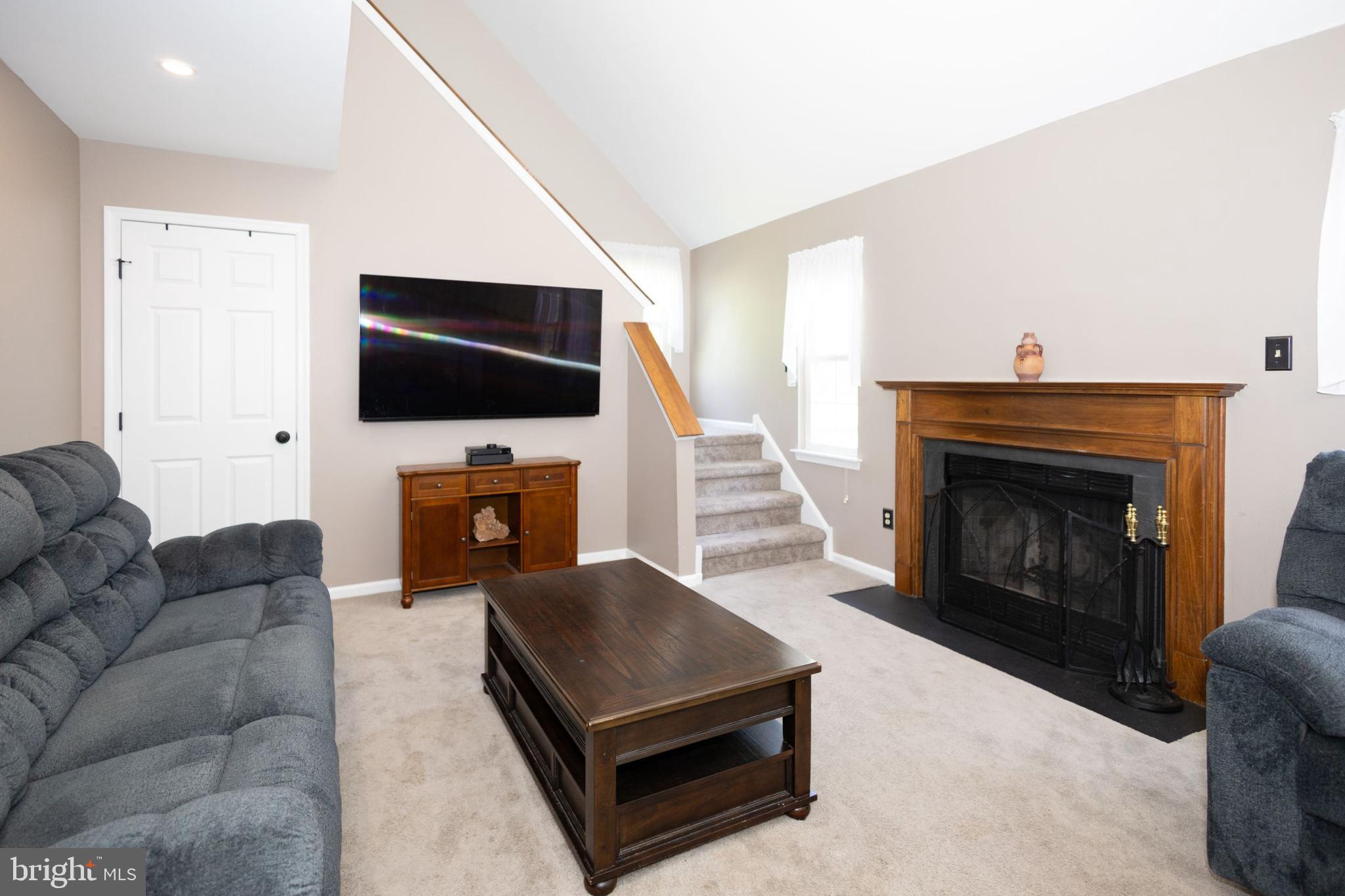 COUNTRY GREENE - Residential
