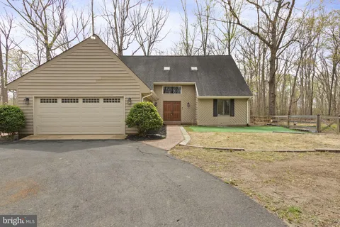 9 Twin Springs Drive, Fredericksburg, VA MLS: VASP2031994