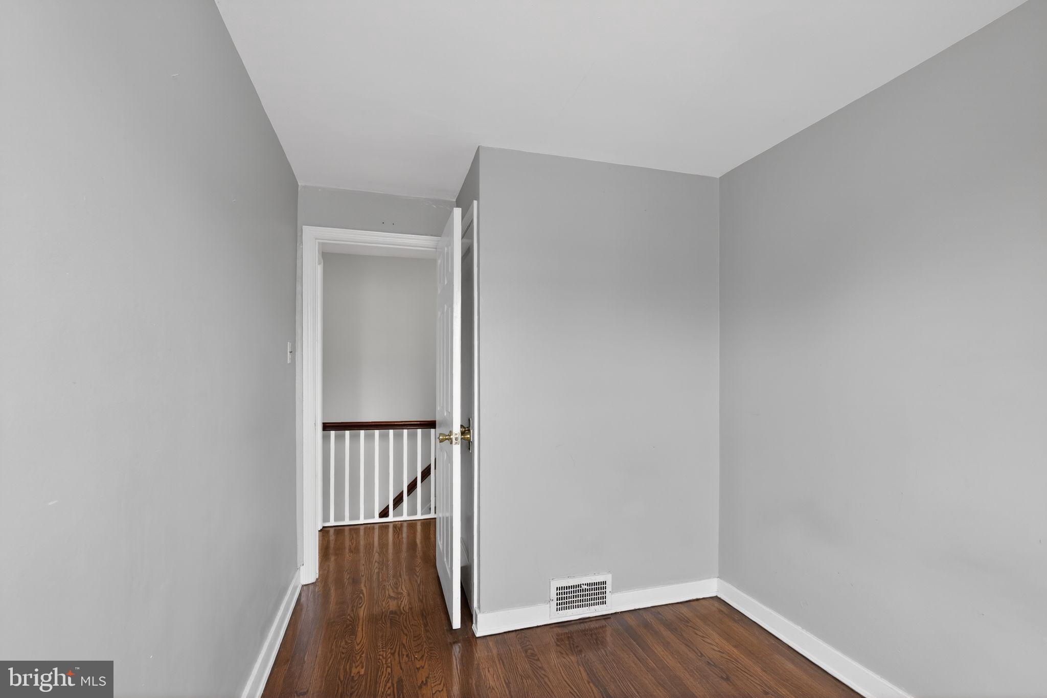 MILL RUN - Residential