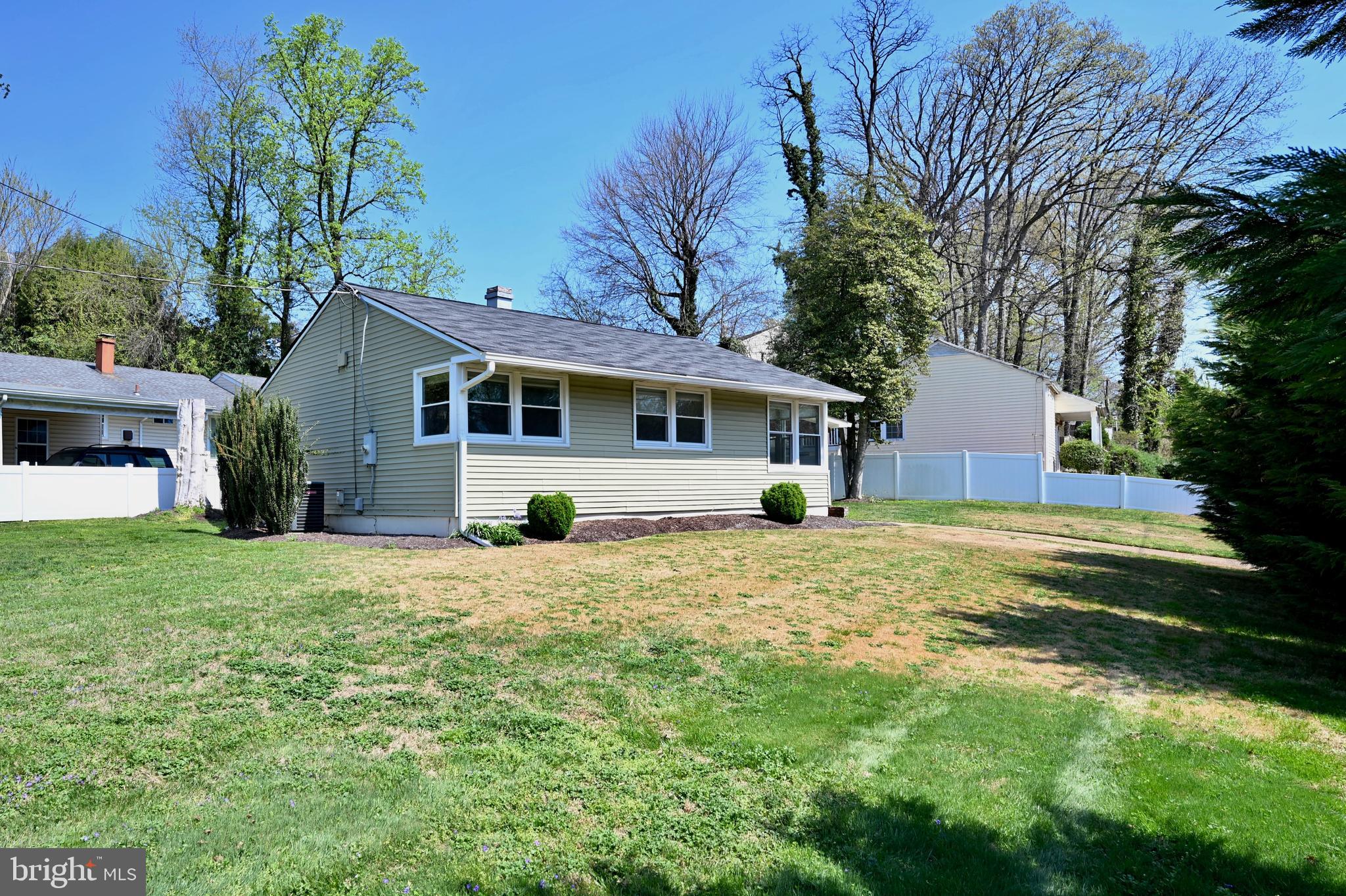 7118 ARLINGTON BOULEVARD