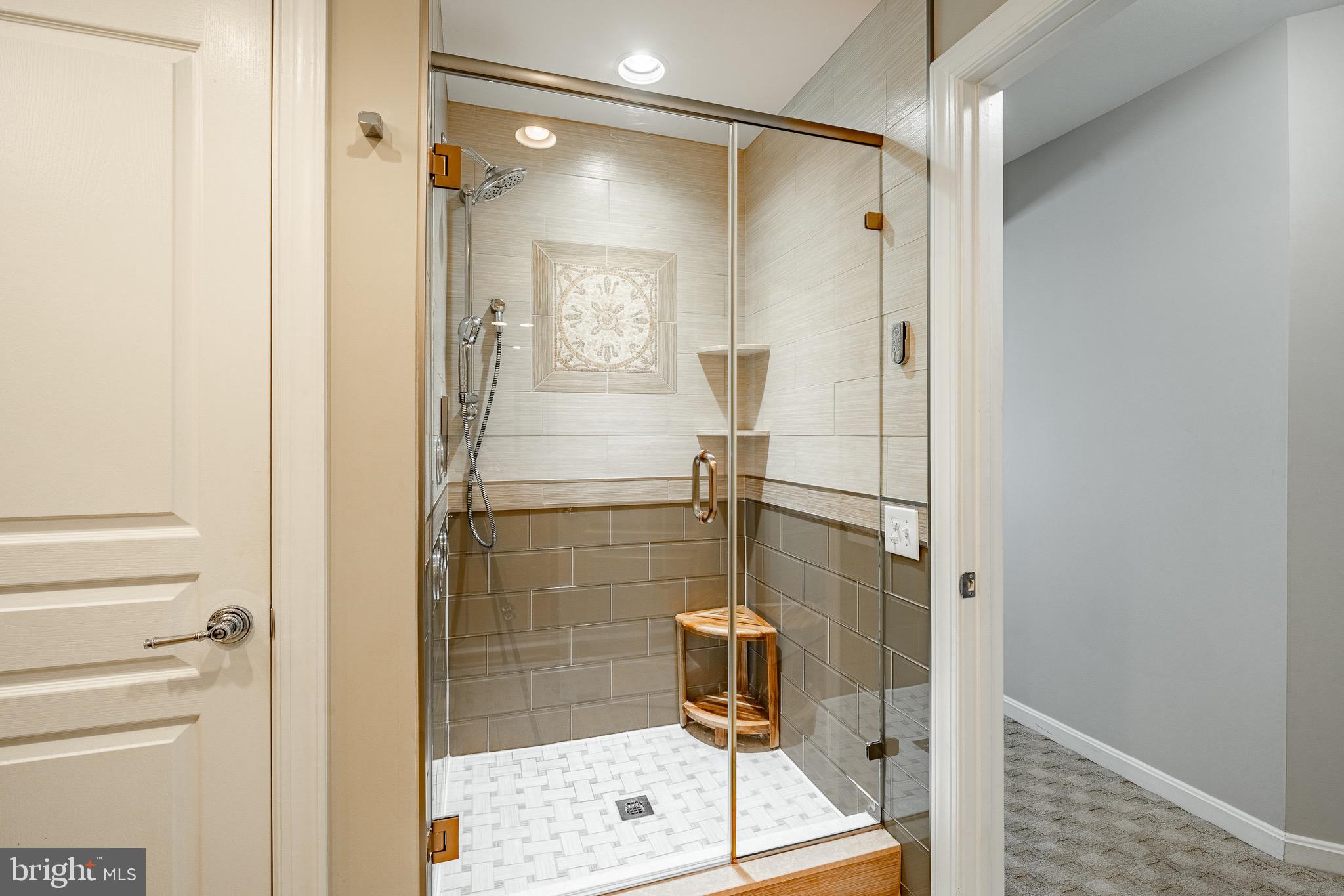 APPLECROSS - Residential