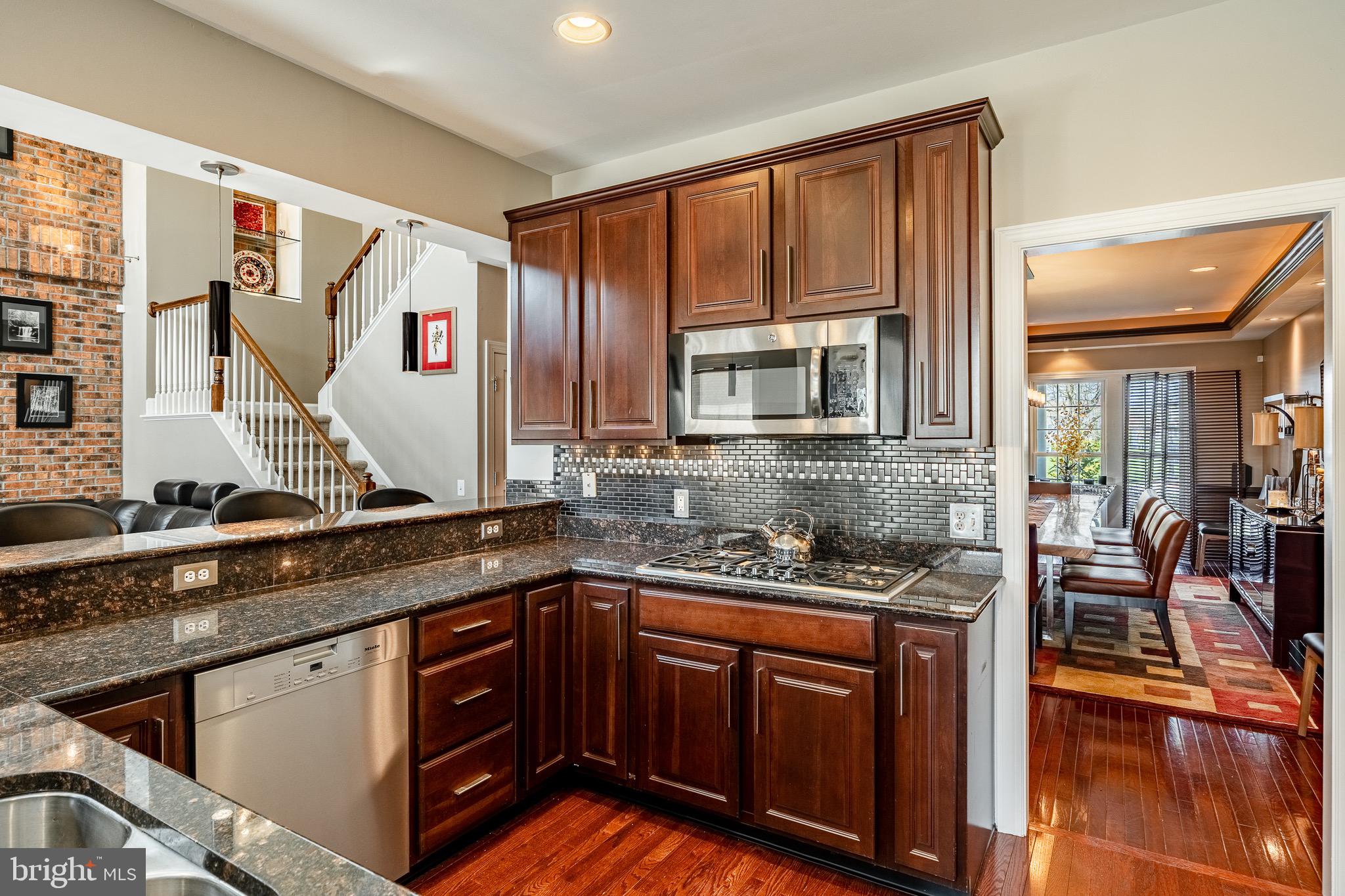 APPLECROSS - Residential