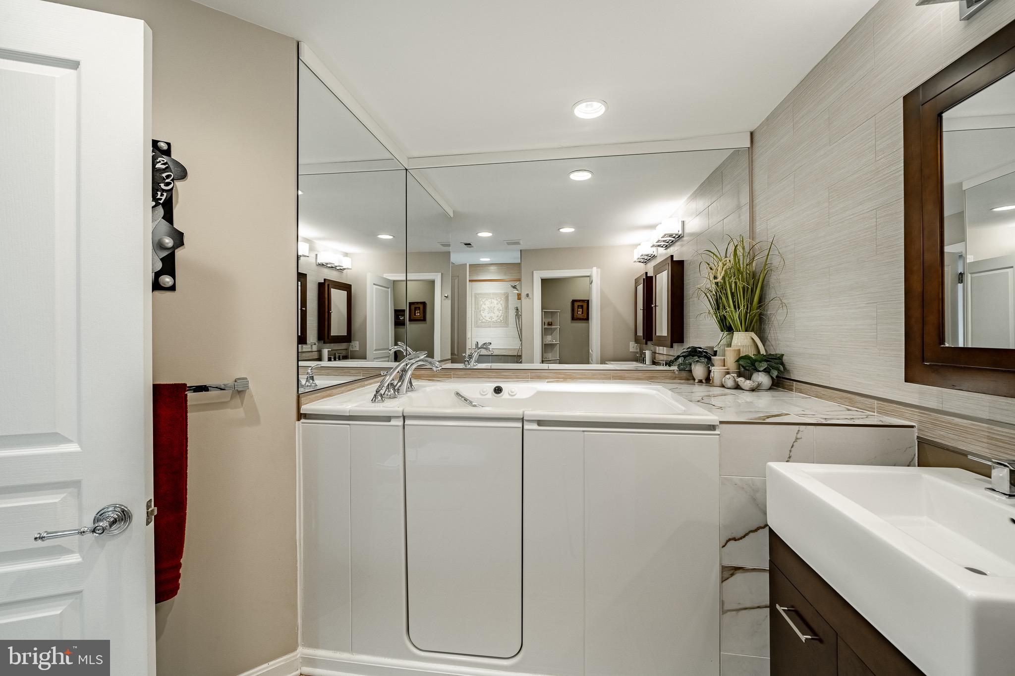 APPLECROSS - Residential