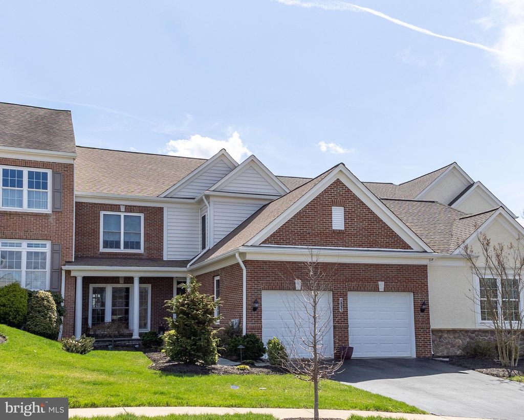 Photo of 313 S Caldwell Circle, DOWNINGTOWN, PA 19335 (MLS # PACT2121364)