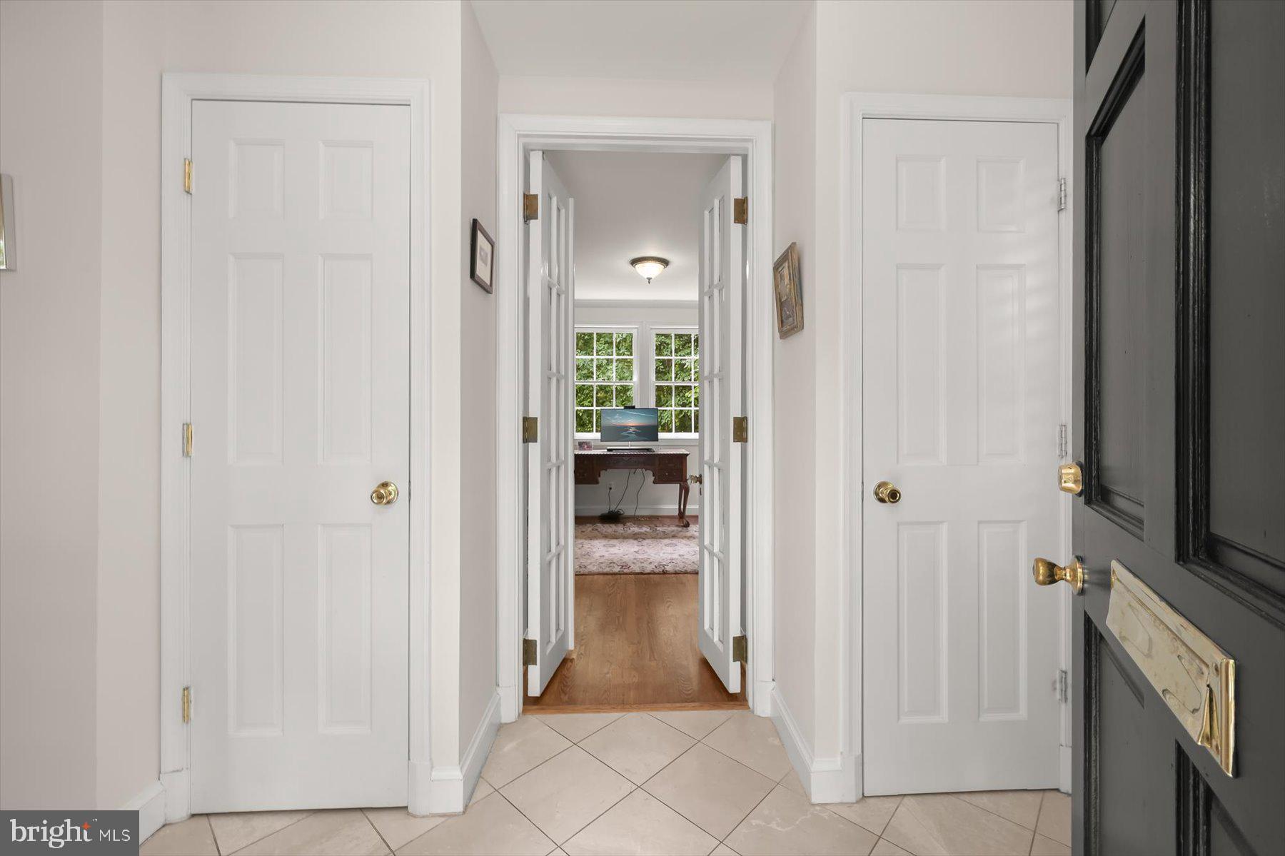 WOODACRES - Residential