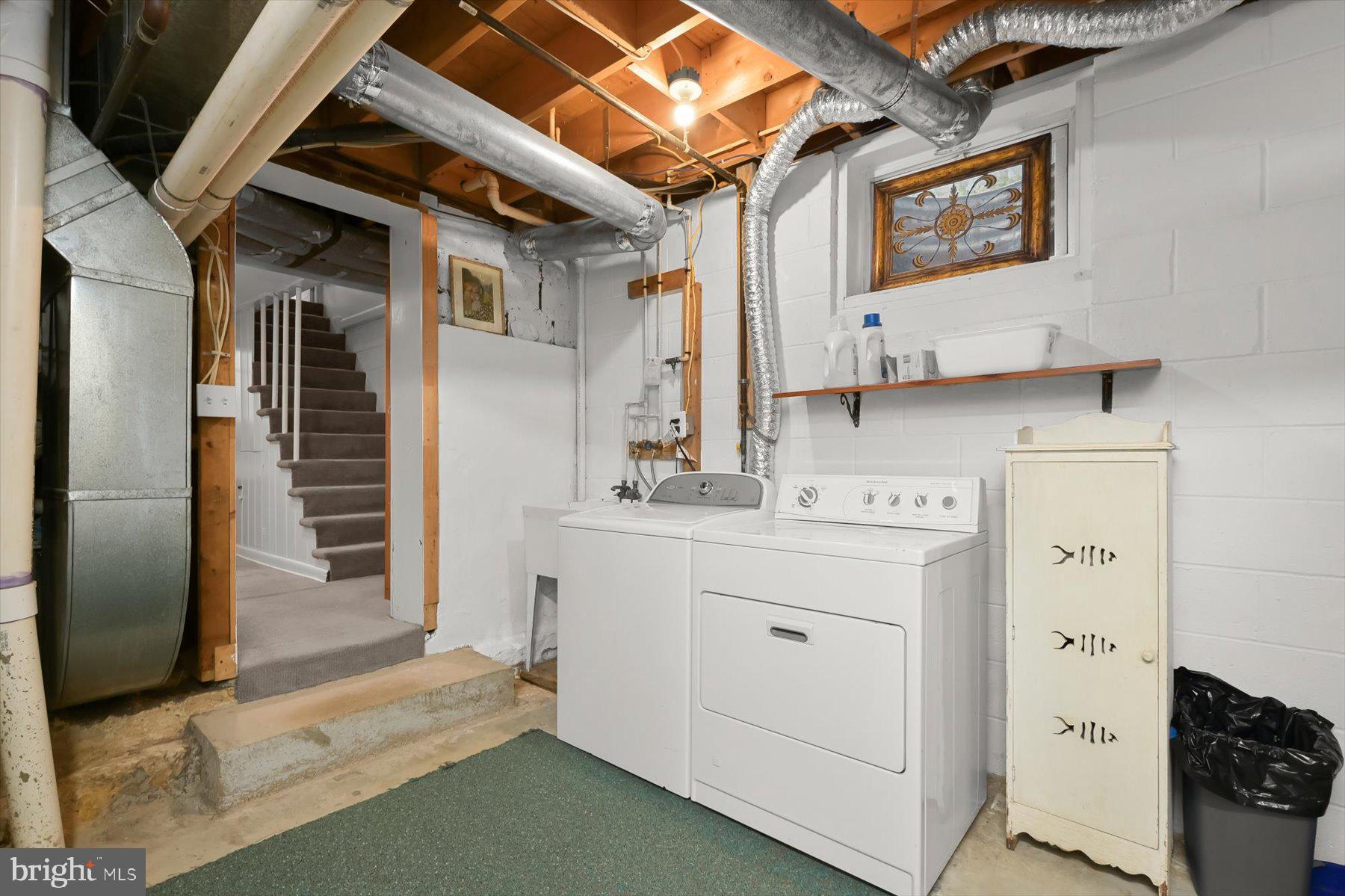 WOODACRES - Residential