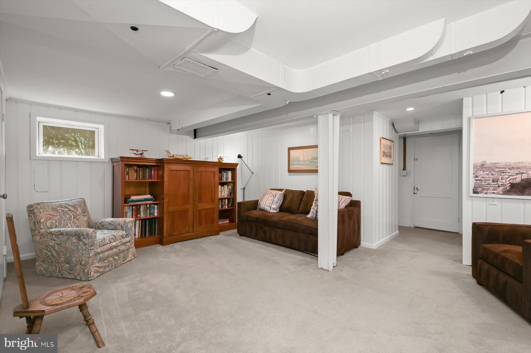 WOODACRES - Residential