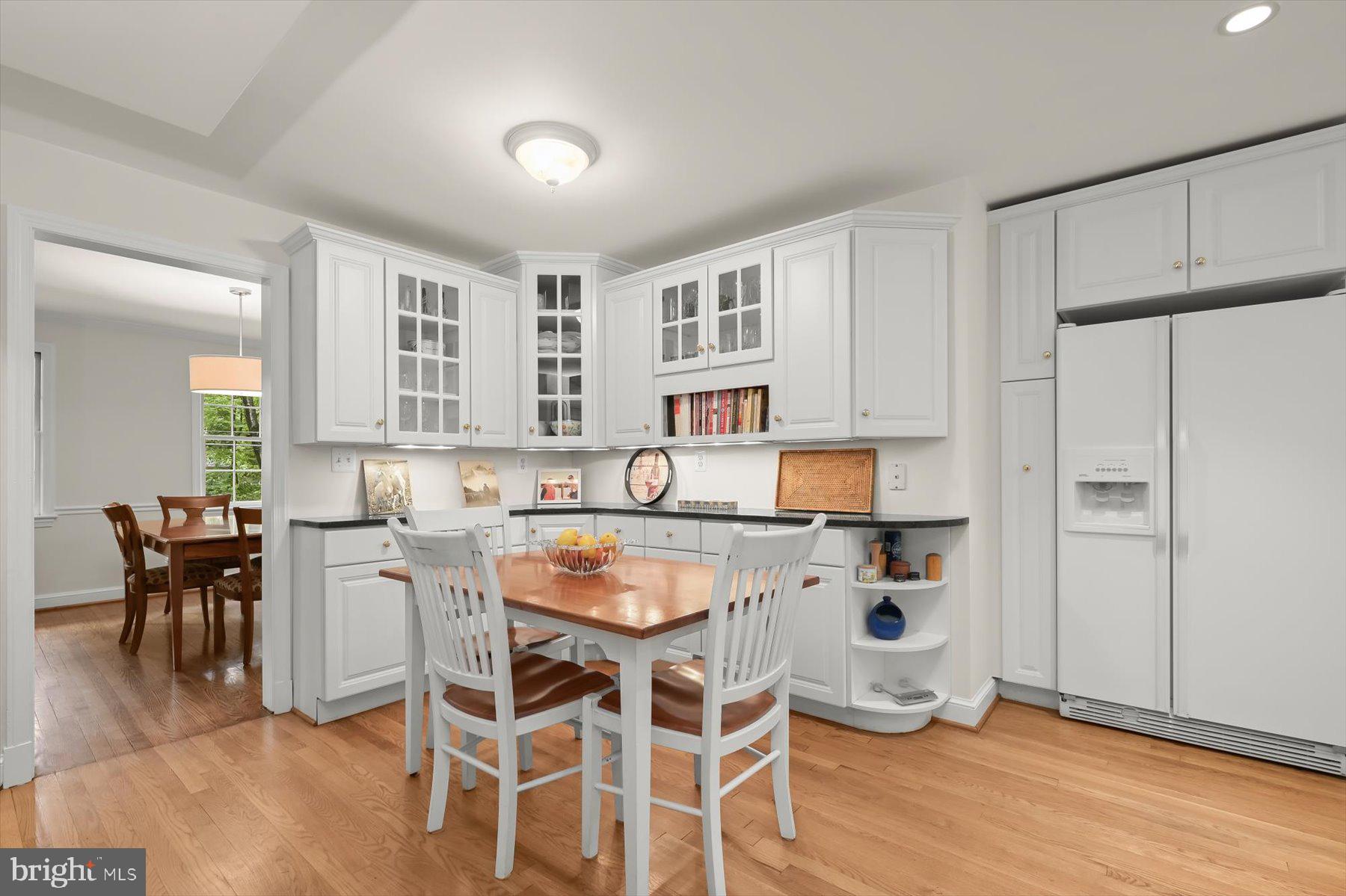 WOODACRES - Residential