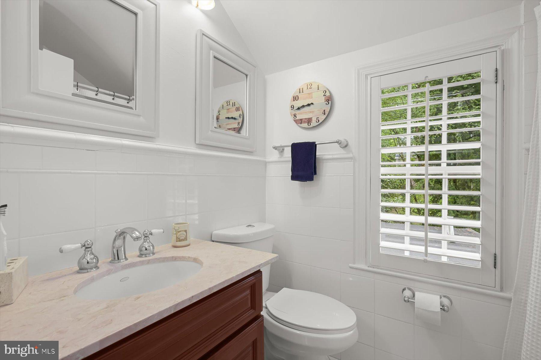 WOODACRES - Residential