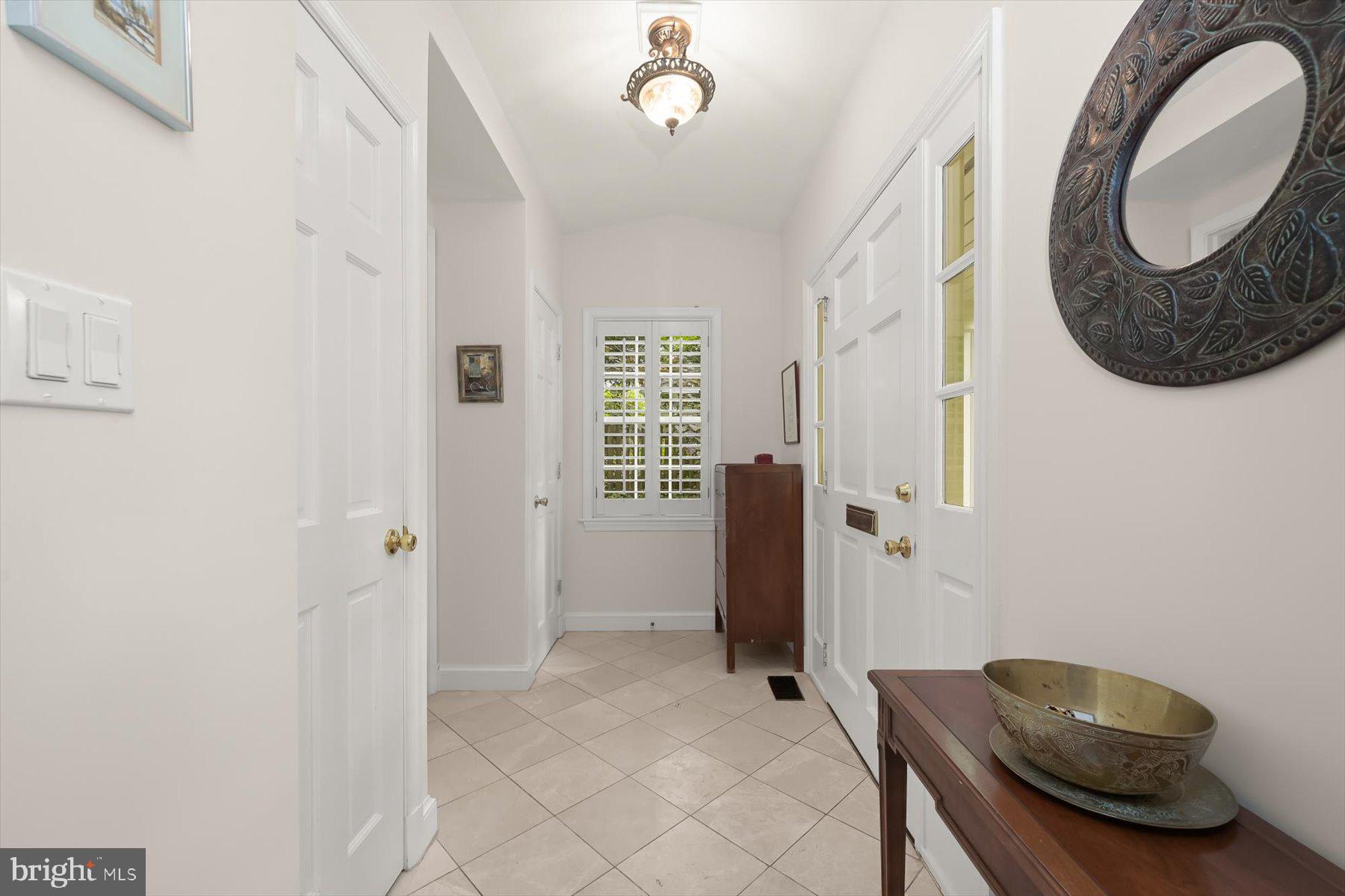 WOODACRES - Residential