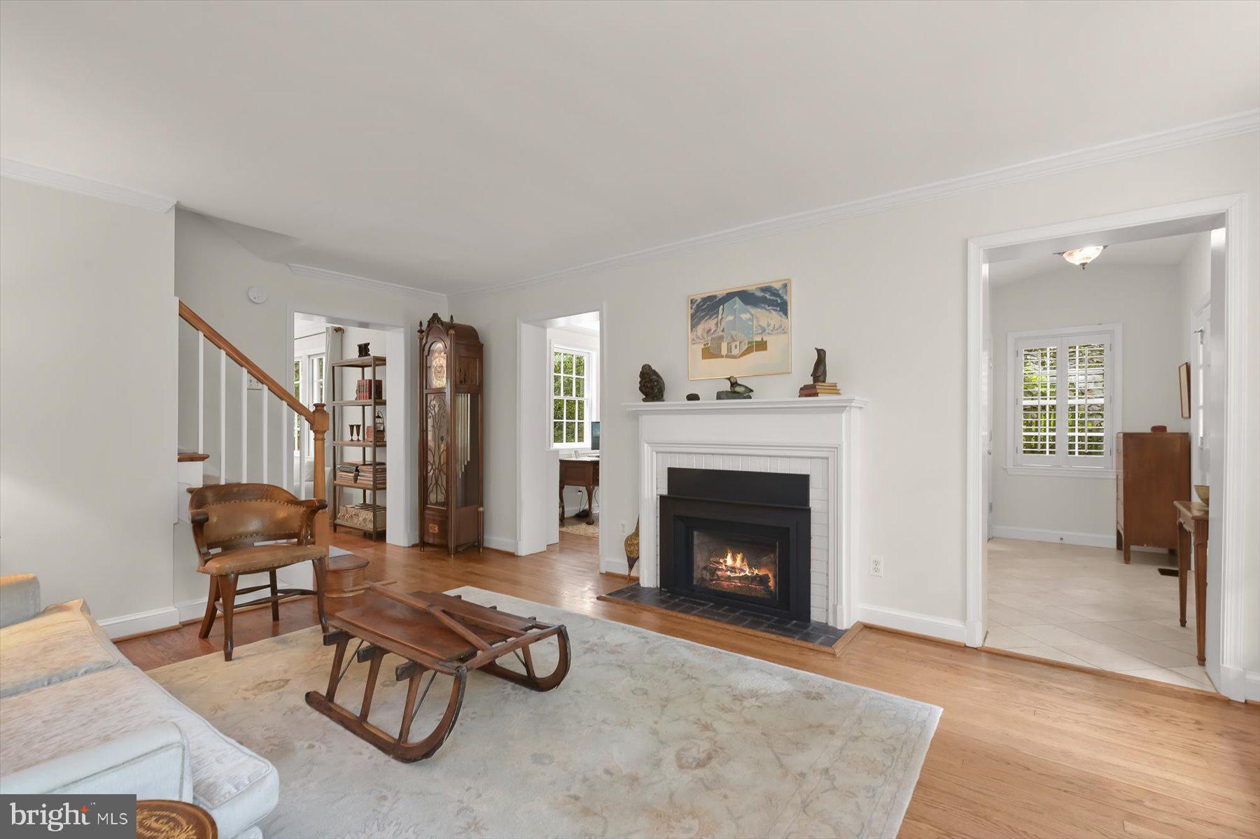 WOODACRES - Residential