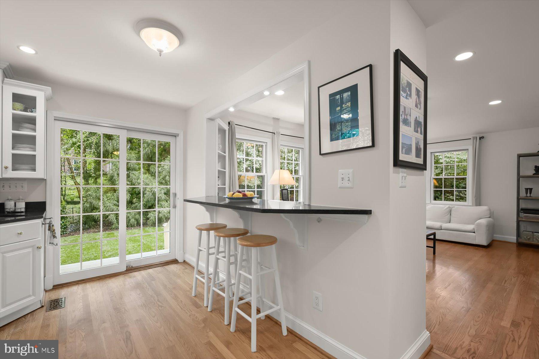 WOODACRES - Residential