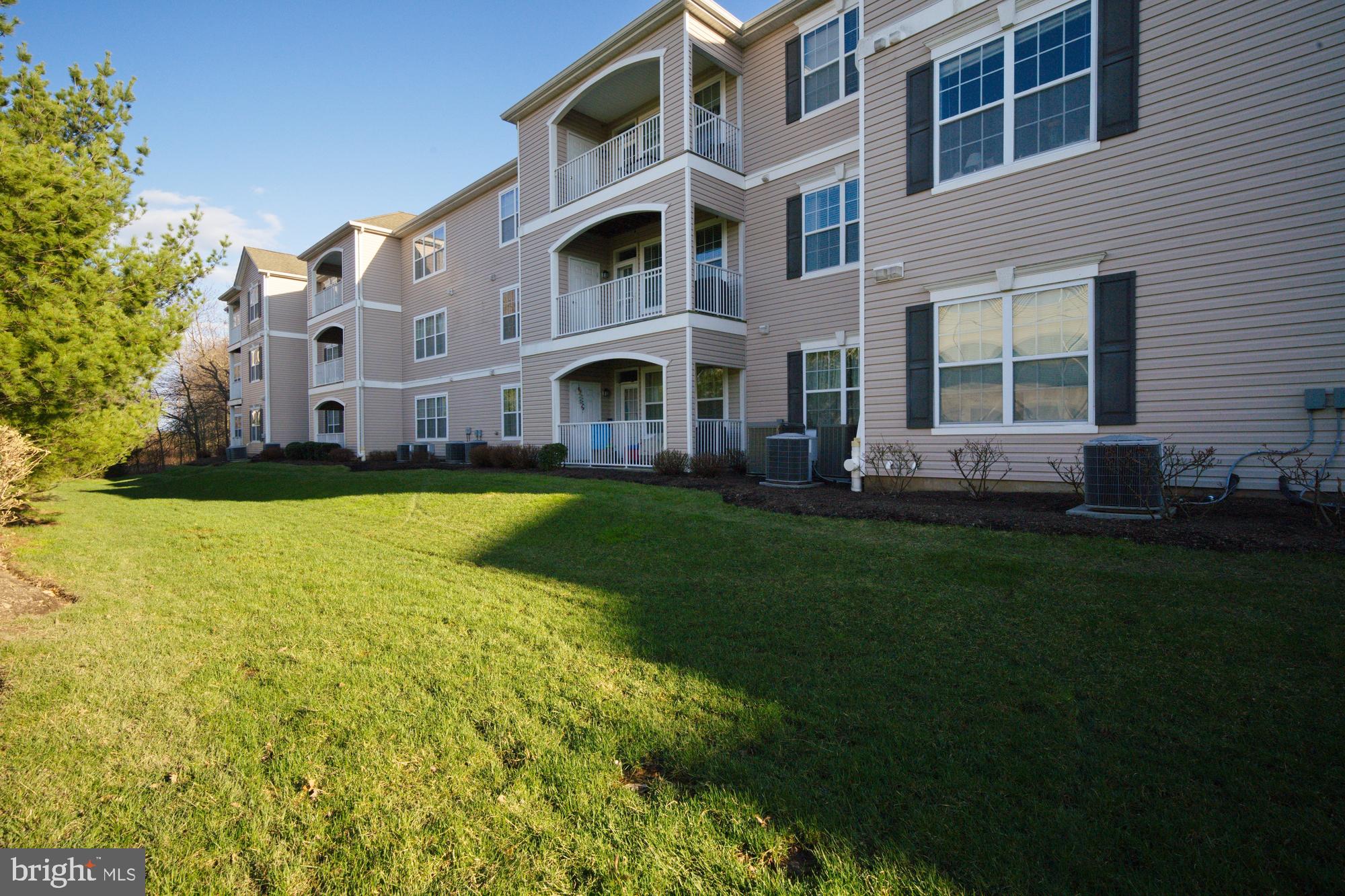 THE JEFFERSON - Residential Lease