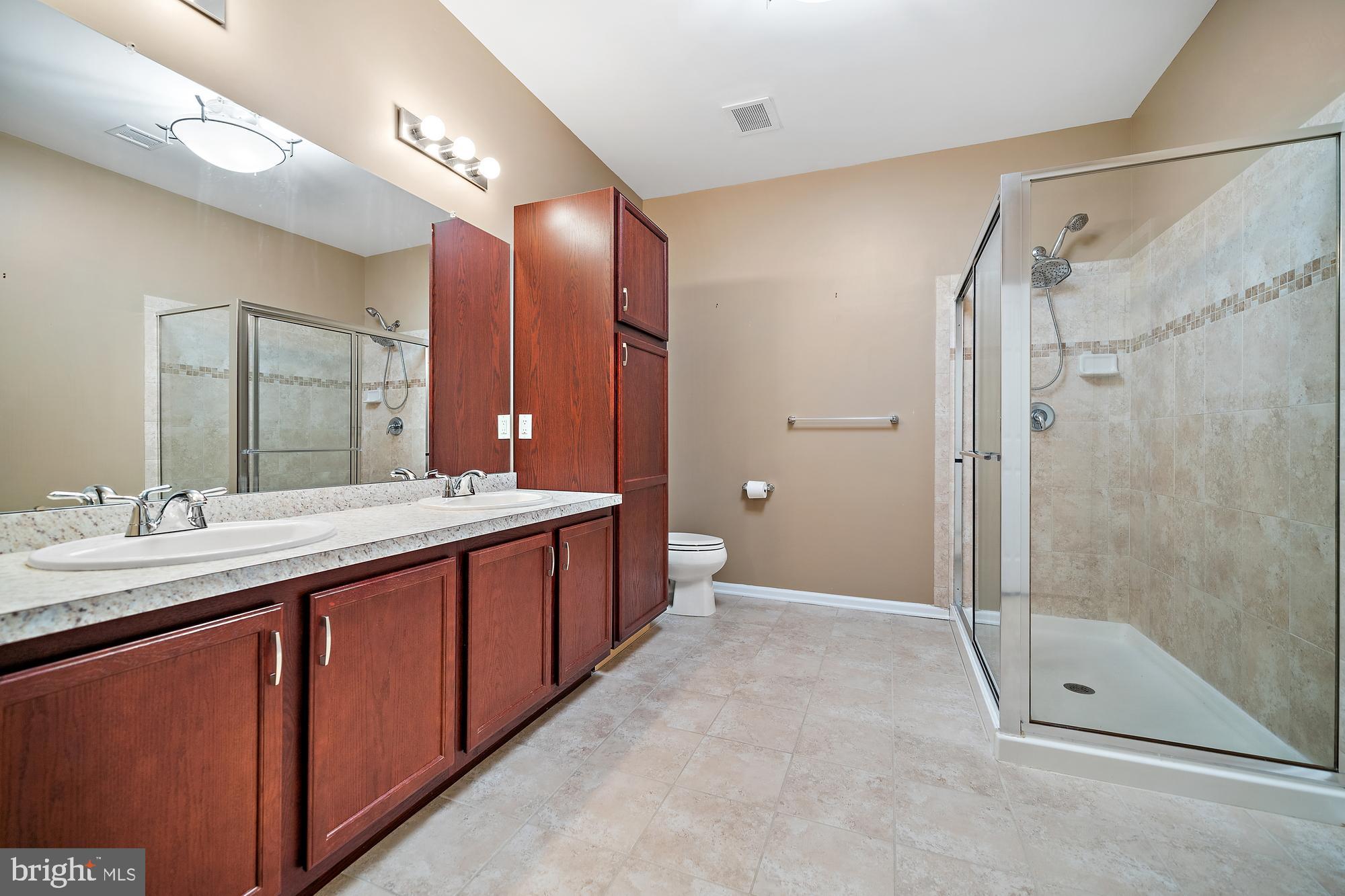 THE JEFFERSON - Residential Lease