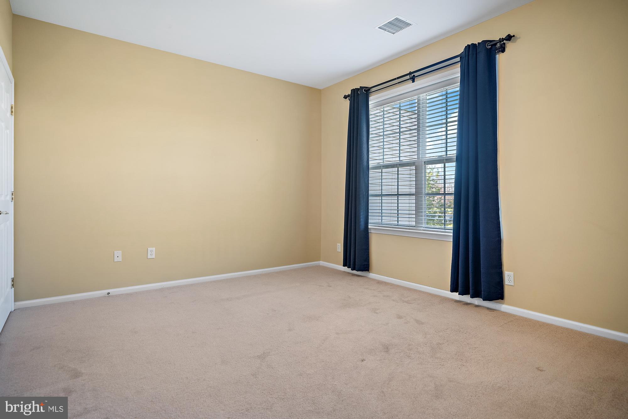 THE JEFFERSON - Residential Lease