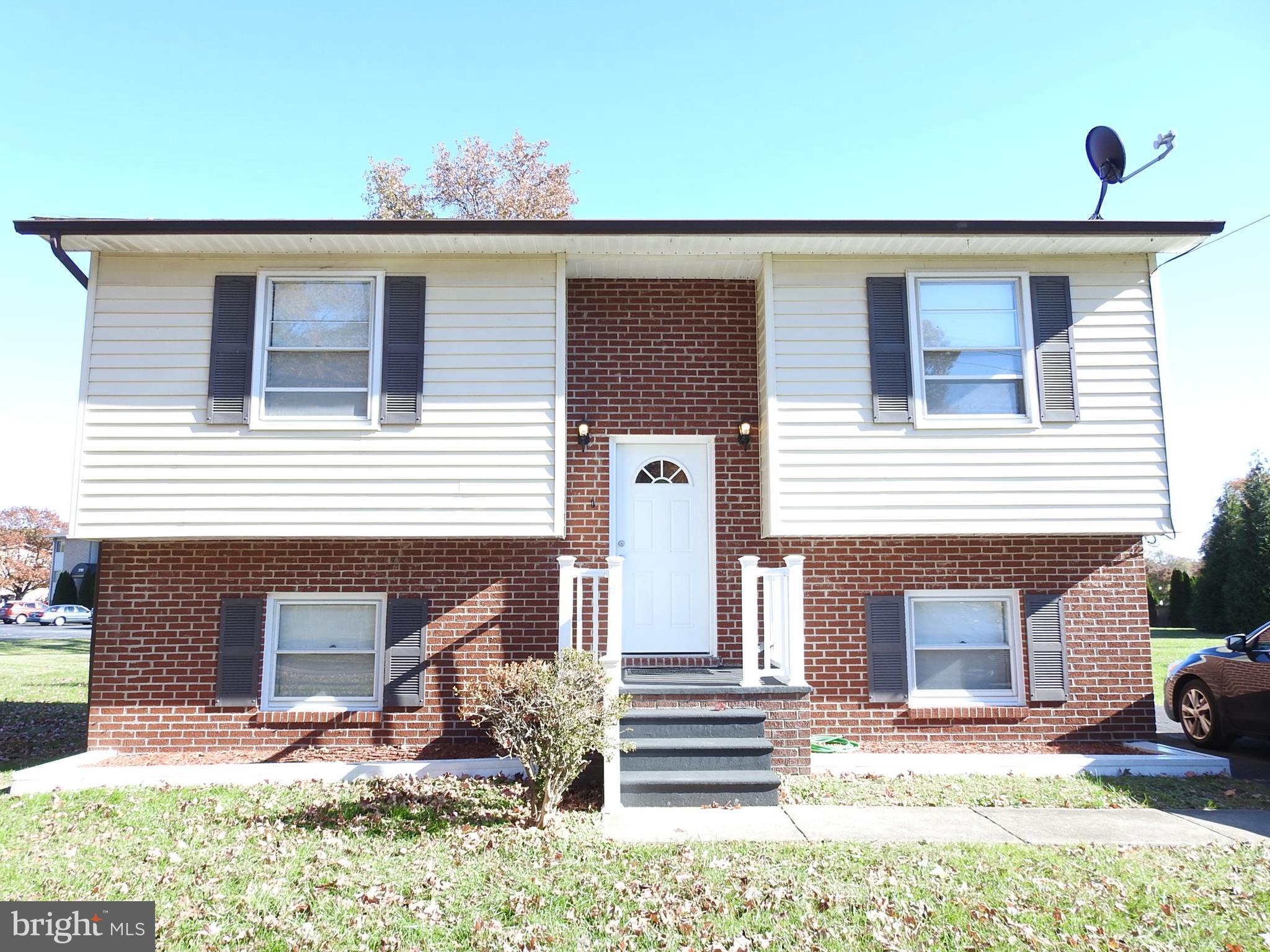 BOWLEYS QUARTERS - Residential