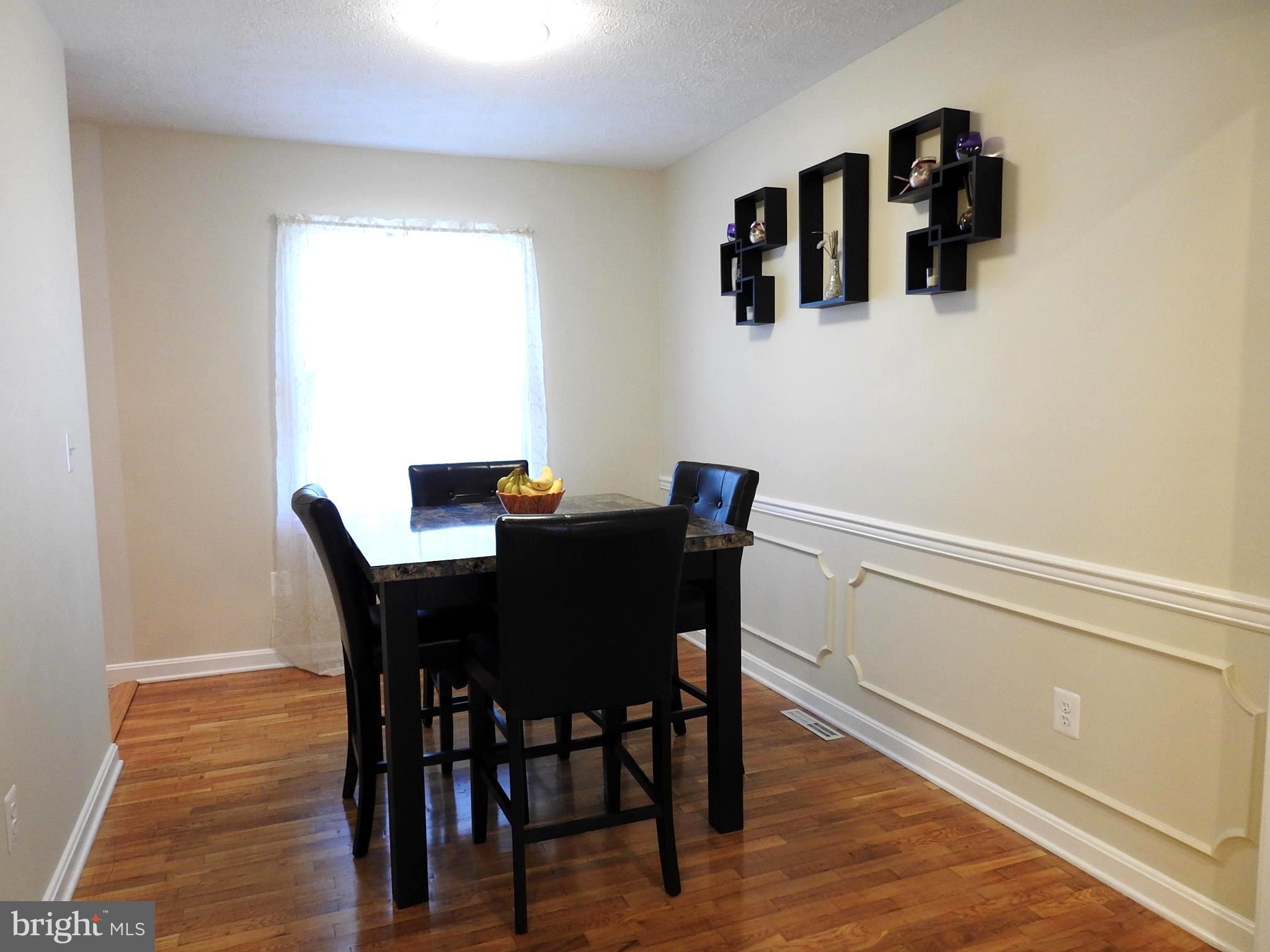 BOWLEYS QUARTERS - Residential