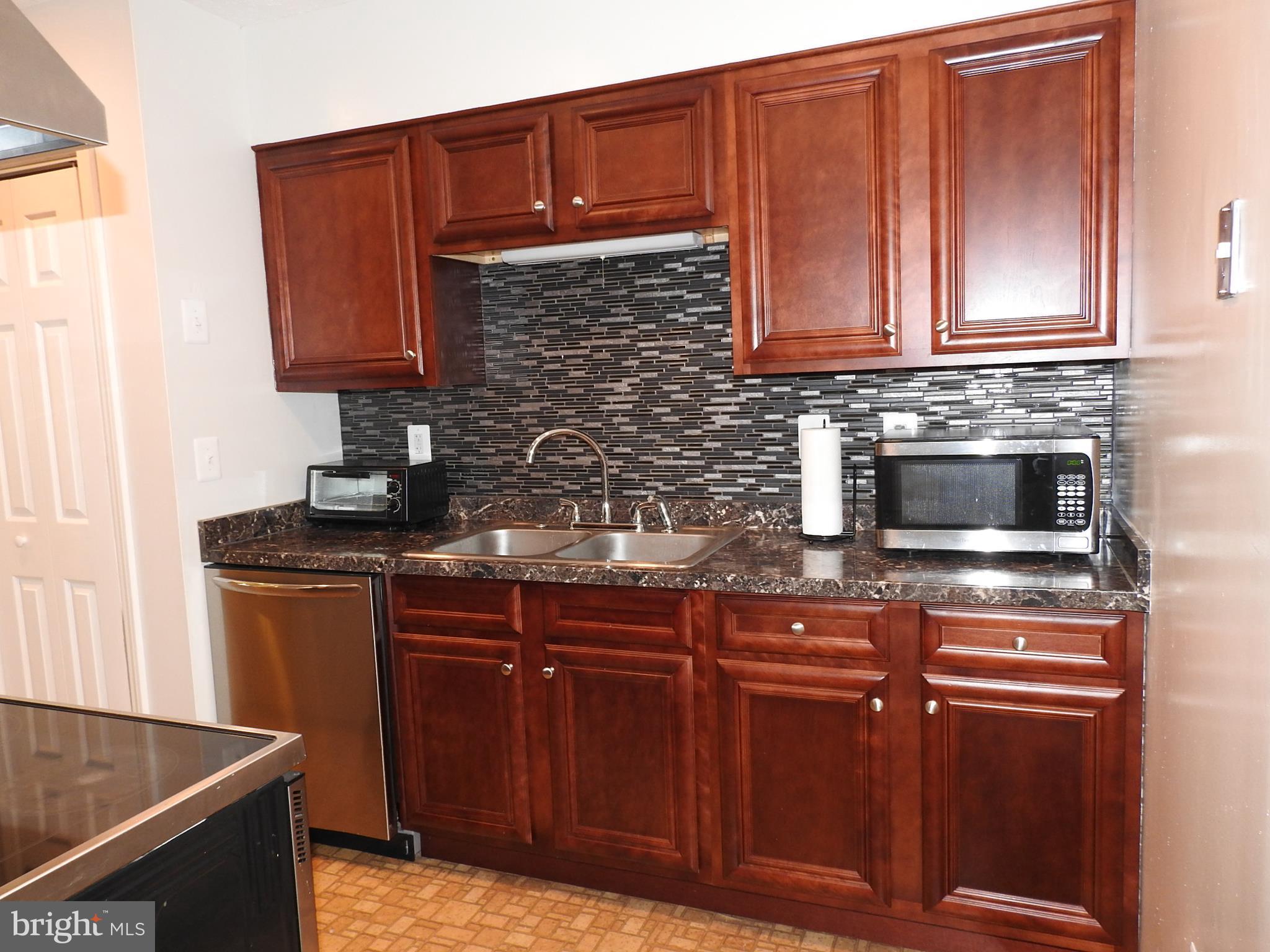 BOWLEYS QUARTERS - Residential