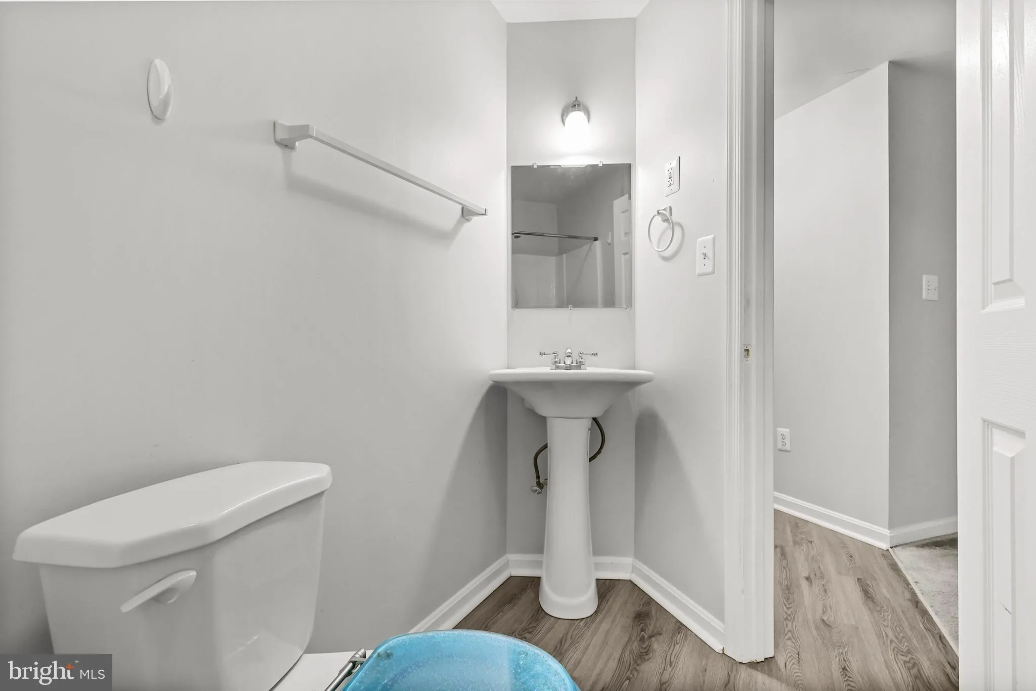 Randallstown, Maryland 21133, United States, 4 Bedrooms Bedrooms, ,3 BathroomsBathrooms,Residential,Pending,197171