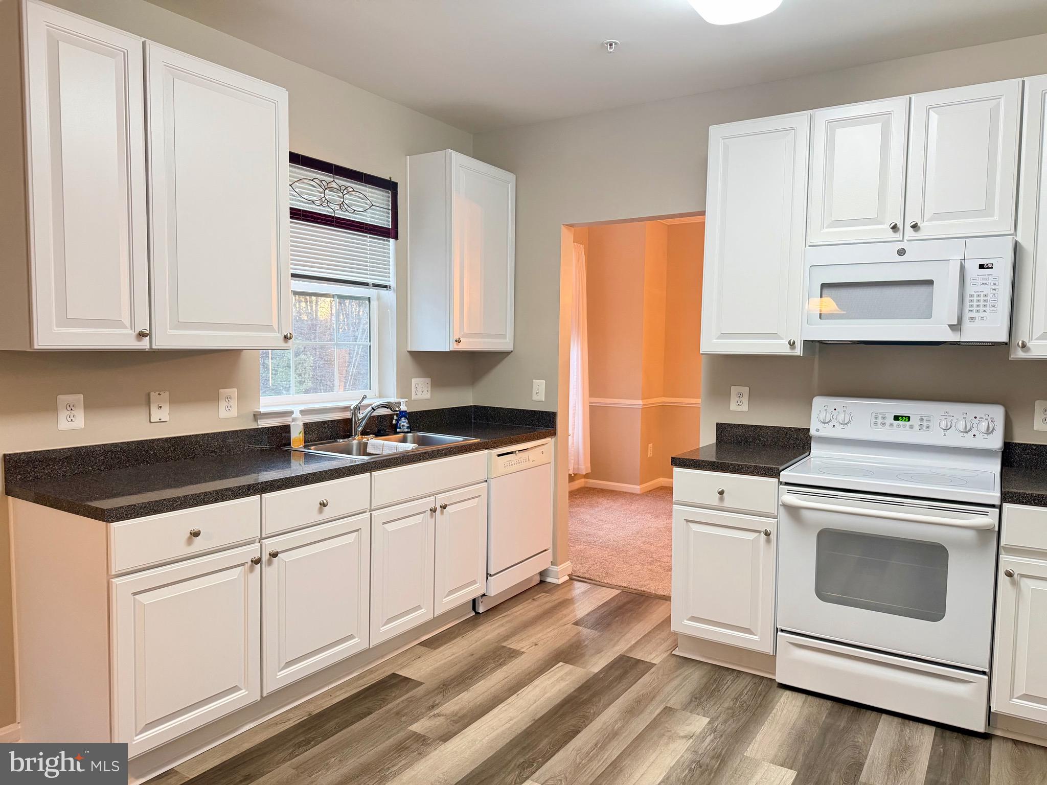 PINEY ORCHARD - Residential