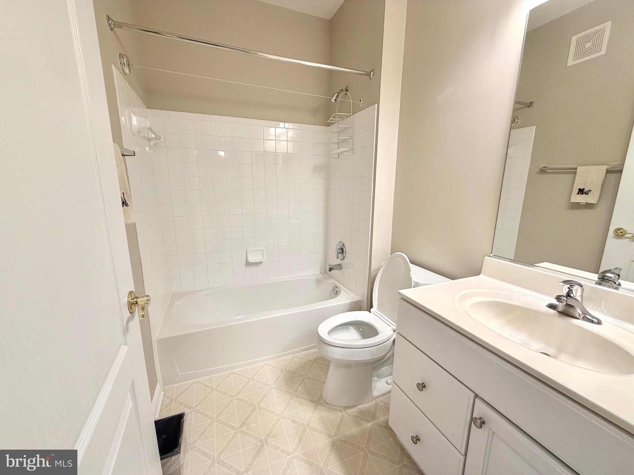 PINEY ORCHARD - Residential