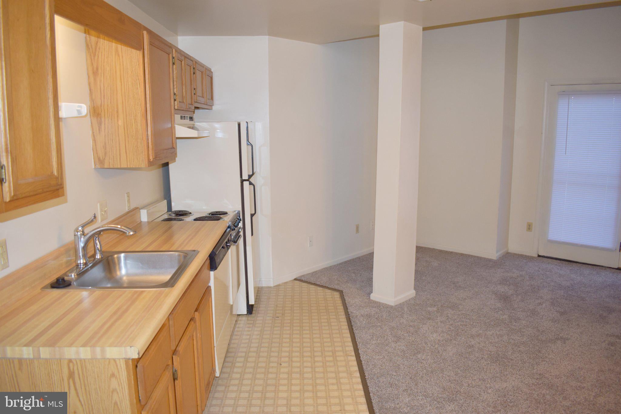 1121 STANLEY AVENUE 13