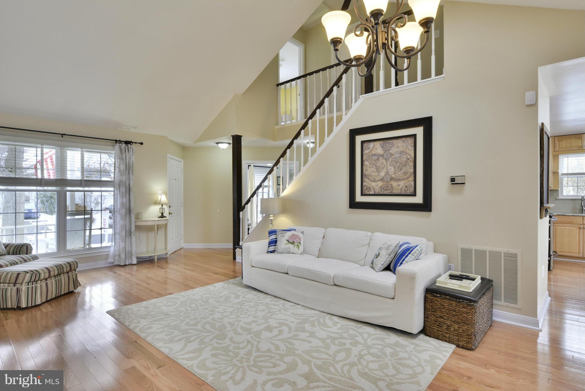 COUNTRYSIDE - Residential