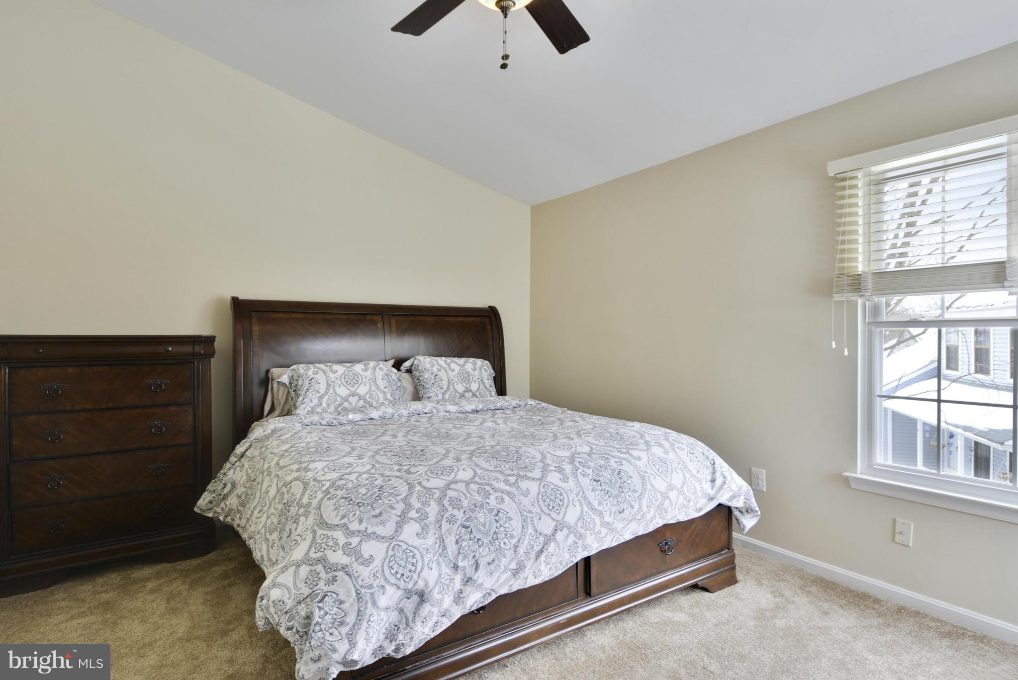 COUNTRYSIDE - Residential