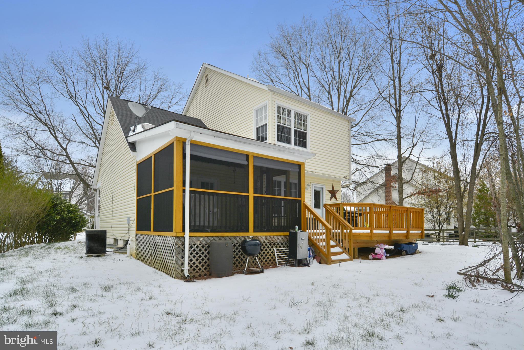 COUNTRYSIDE - Residential