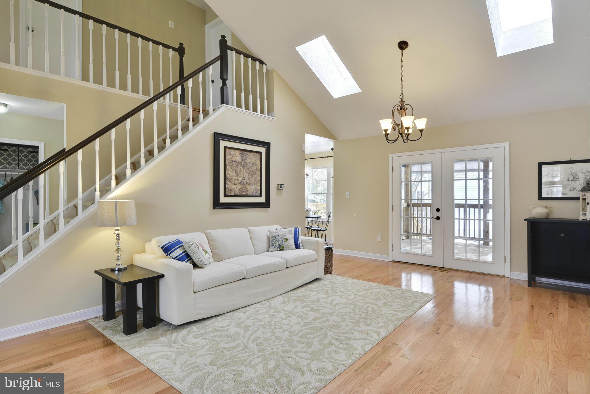 COUNTRYSIDE - Residential