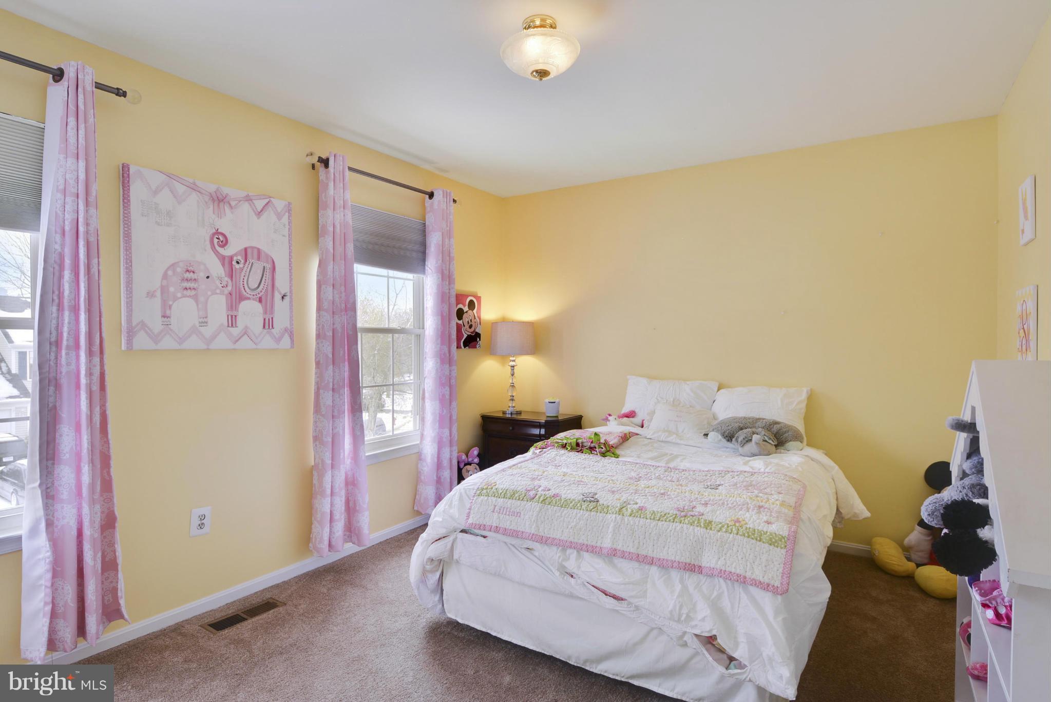 COUNTRYSIDE - Residential