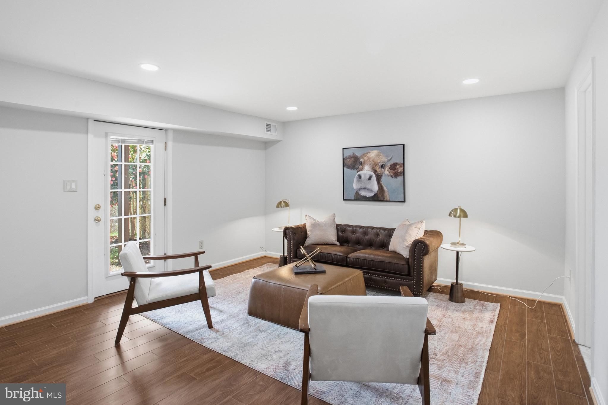 MONTCLAIR - Residential