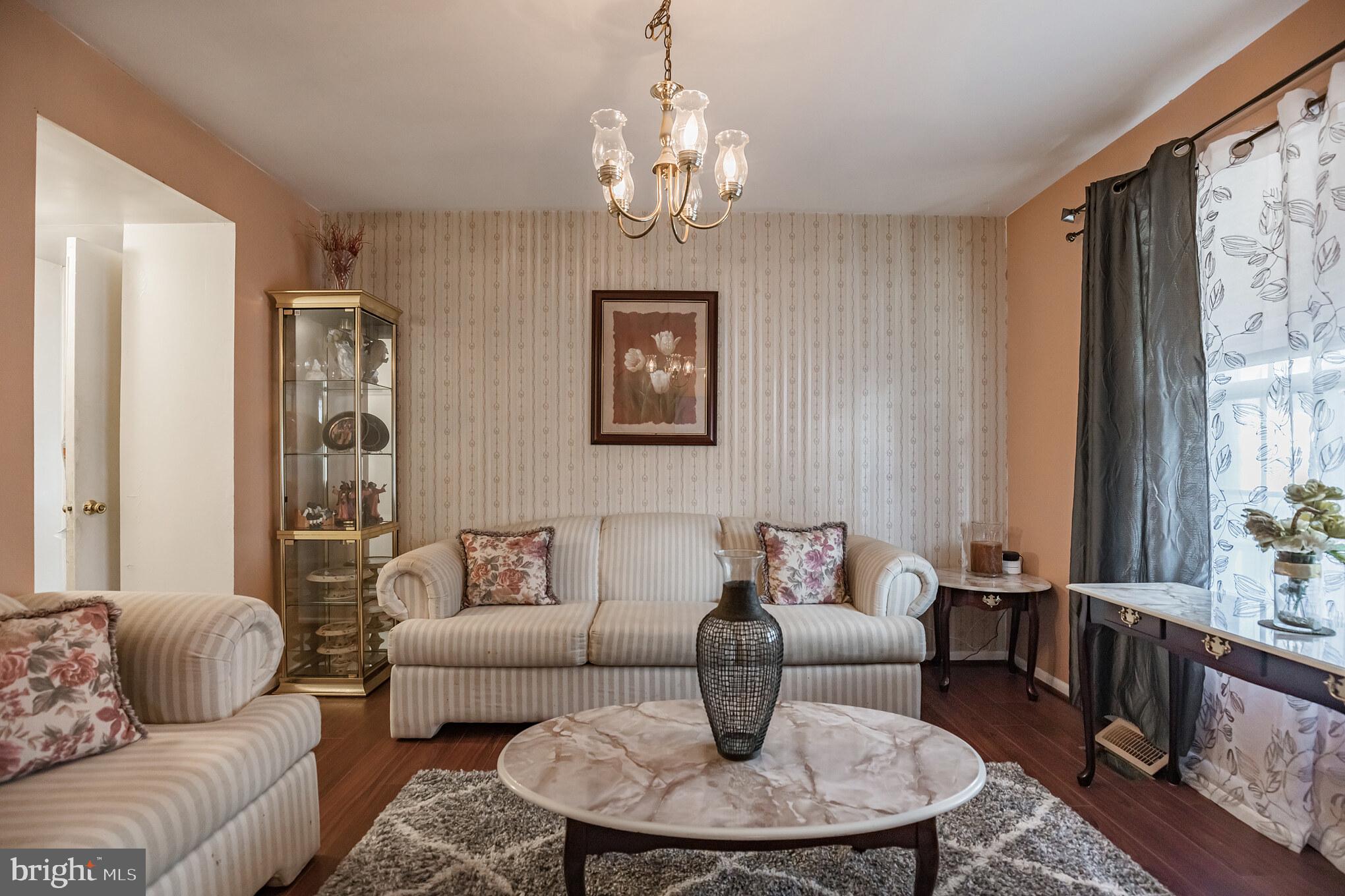 TANTALLON ON THE POTOMAC - Residential