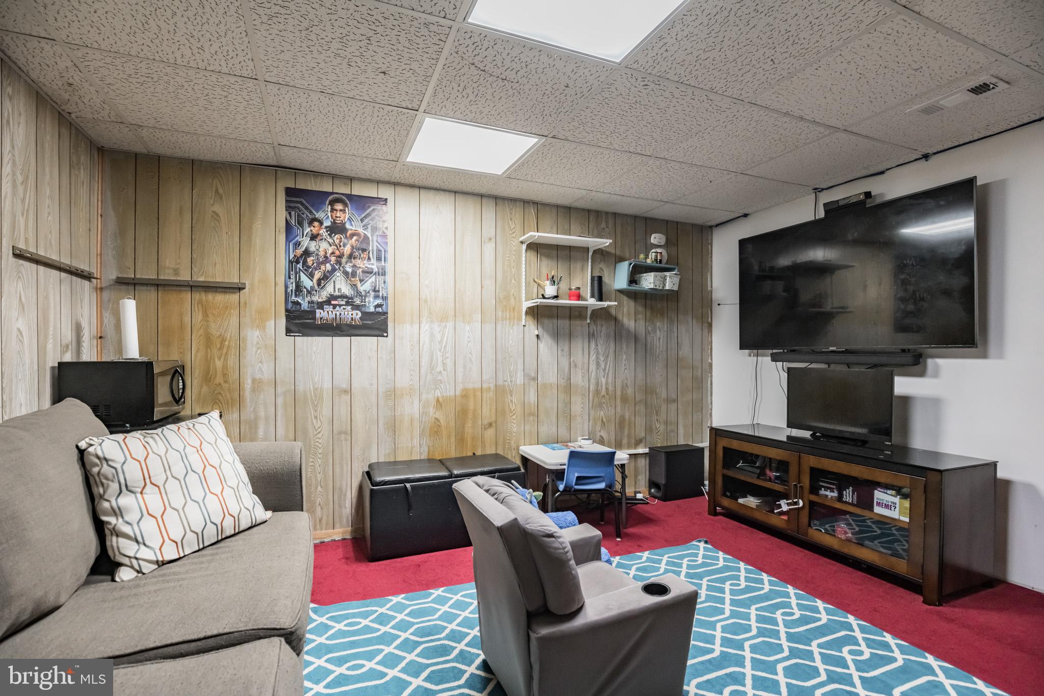 TANTALLON ON THE POTOMAC - Residential