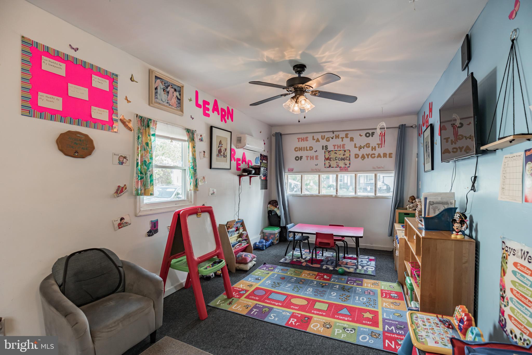 TANTALLON ON THE POTOMAC - Residential