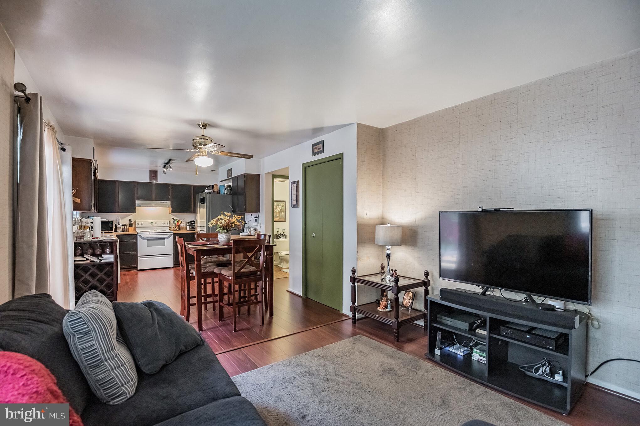 TANTALLON ON THE POTOMAC - Residential