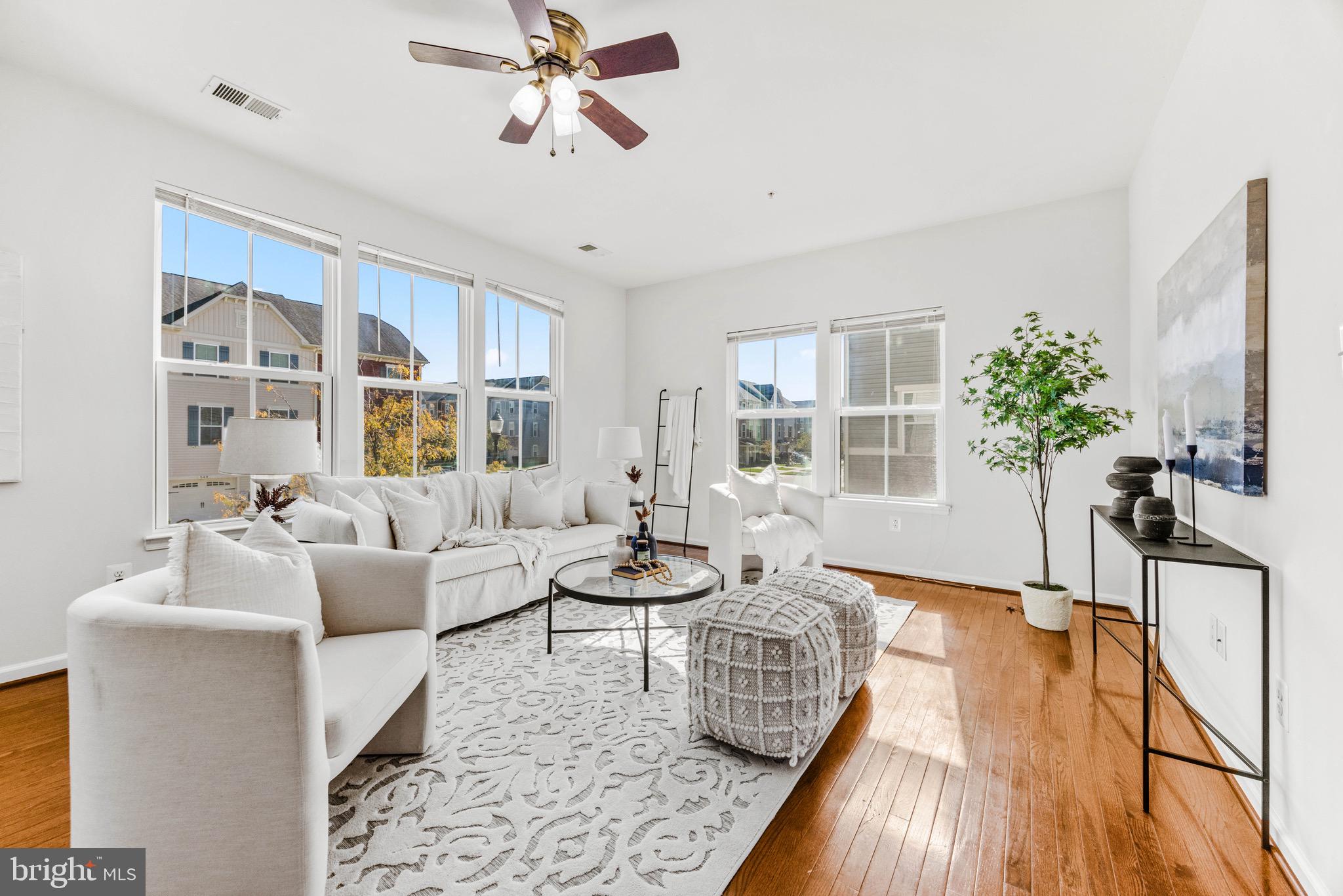 CREEKSIDE VILLAGE - Residential