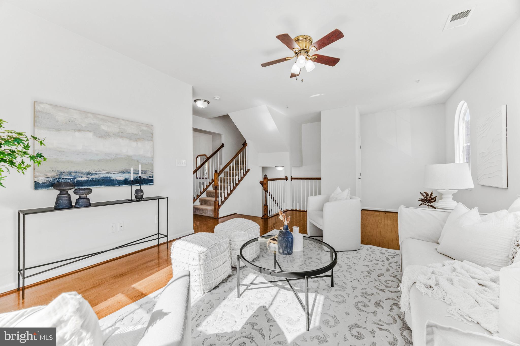 CREEKSIDE VILLAGE - Residential