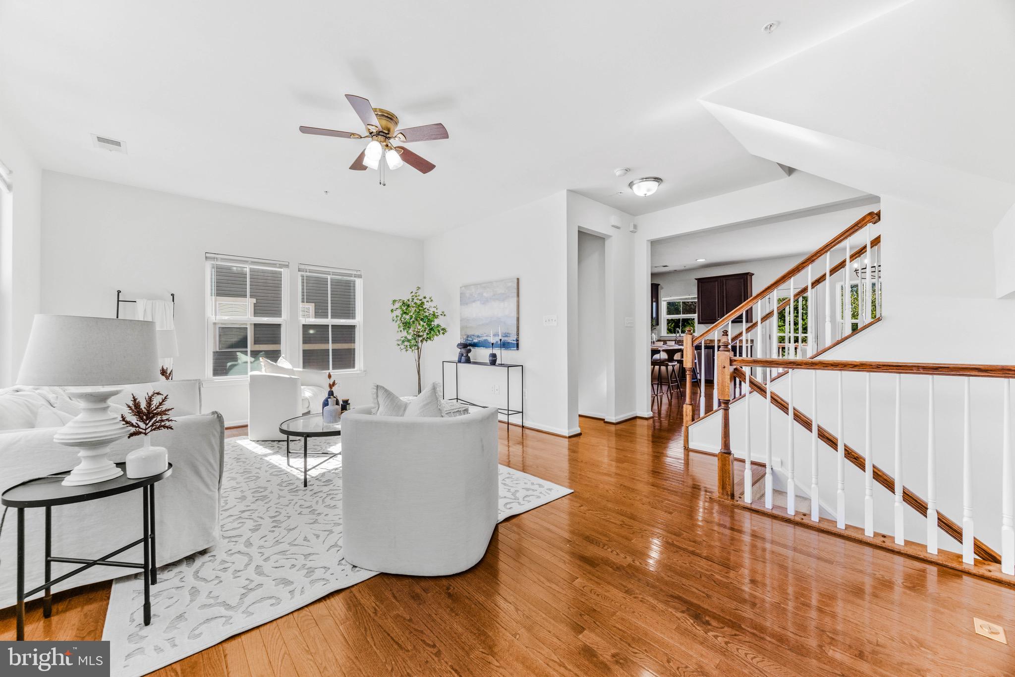 CREEKSIDE VILLAGE - Residential