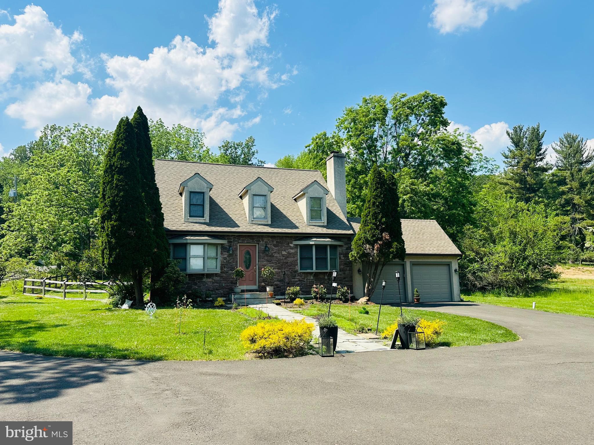 1757 HOLICONG ROAD