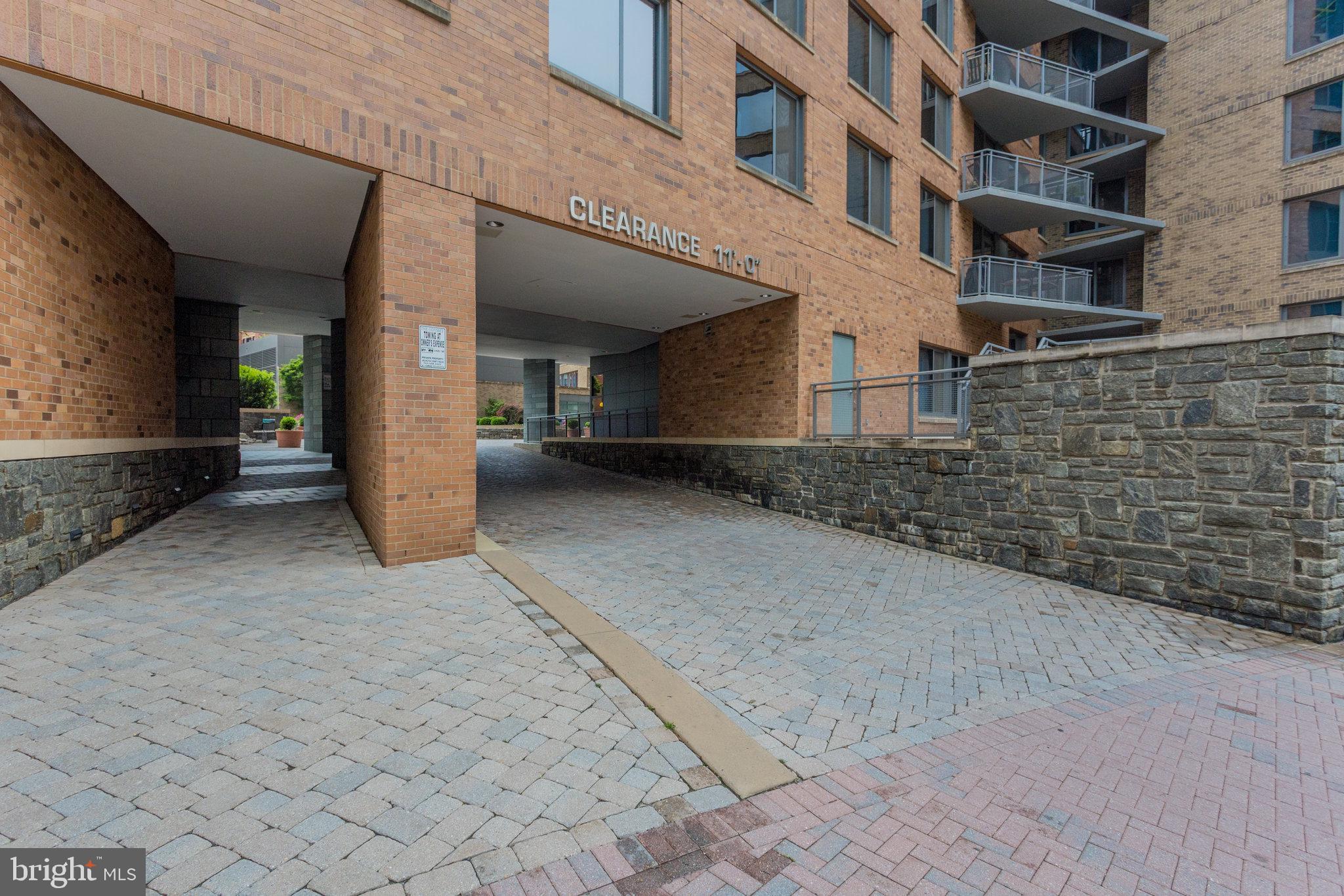 ODYSSEY - Residential Lease