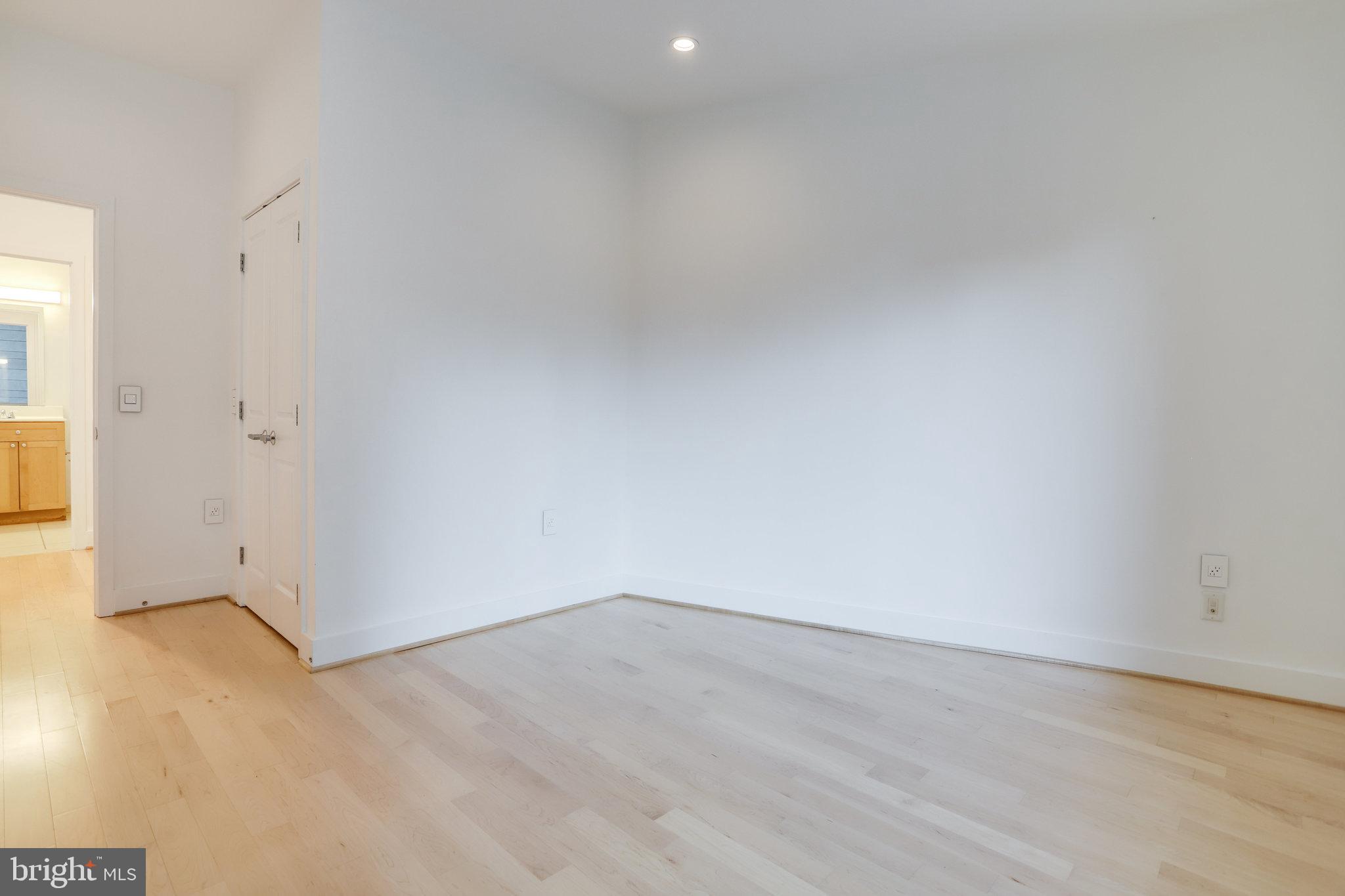 ODYSSEY - Residential Lease