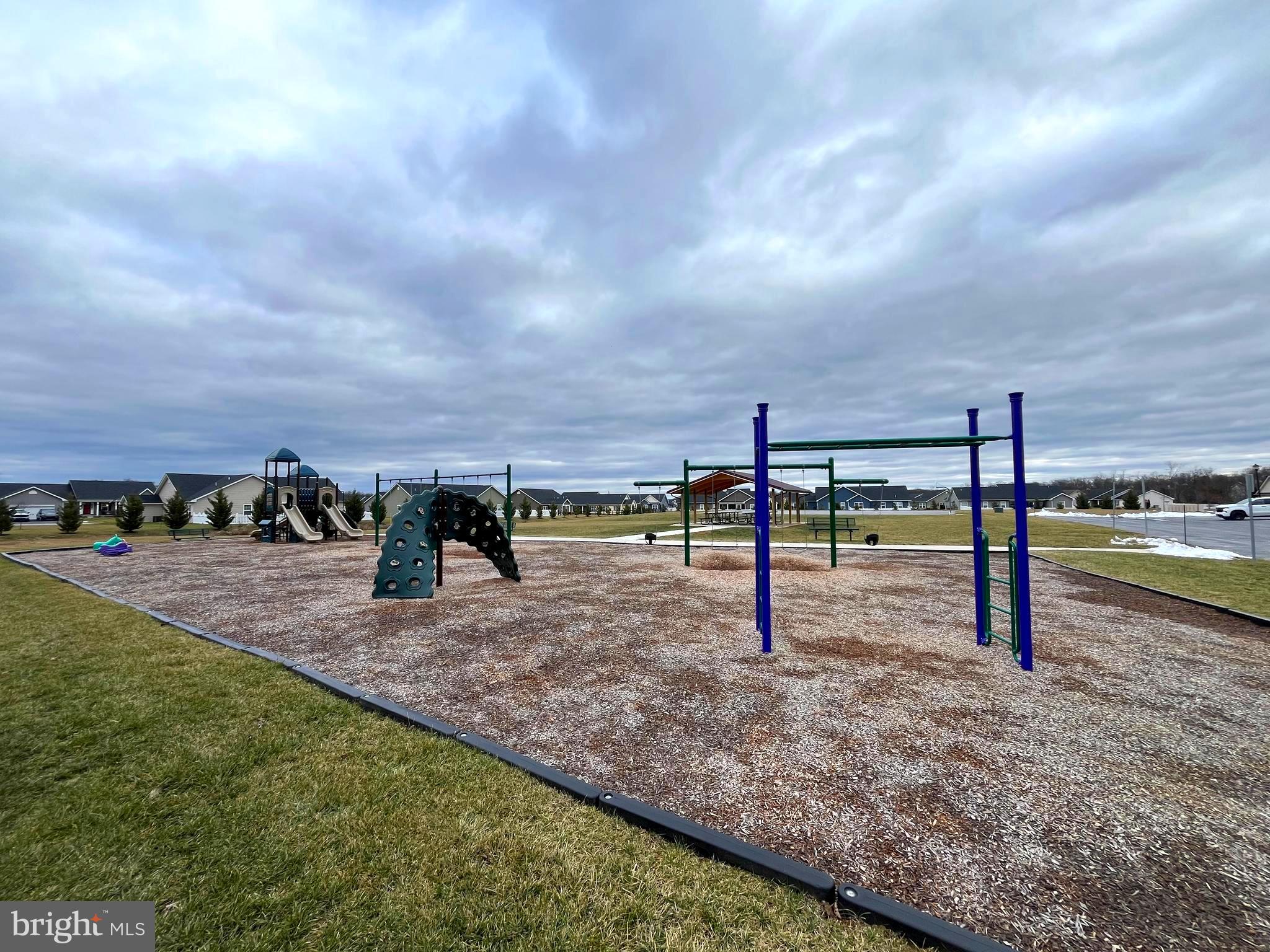 BRIDLE CREEK - Residential